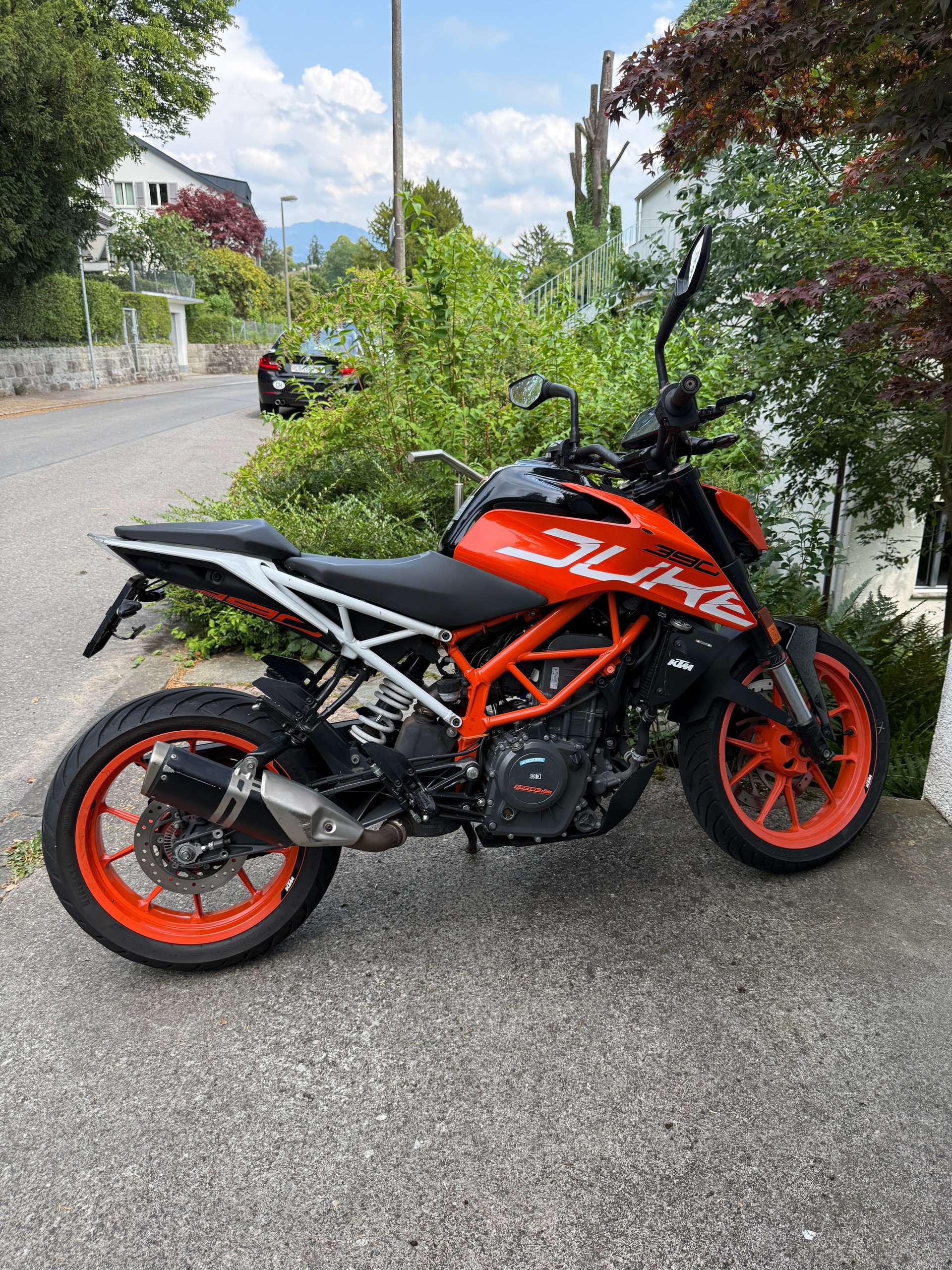 KTM 390 Duke-image-0