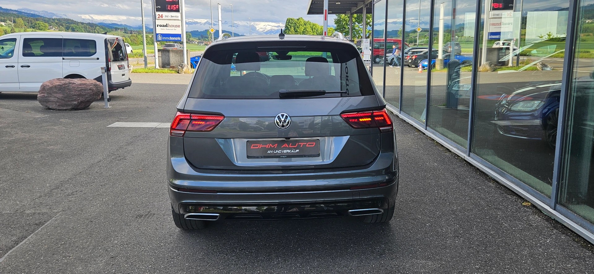VW Tiguan 2.0 TDI SCR Highline 4Motion DSG-image-5