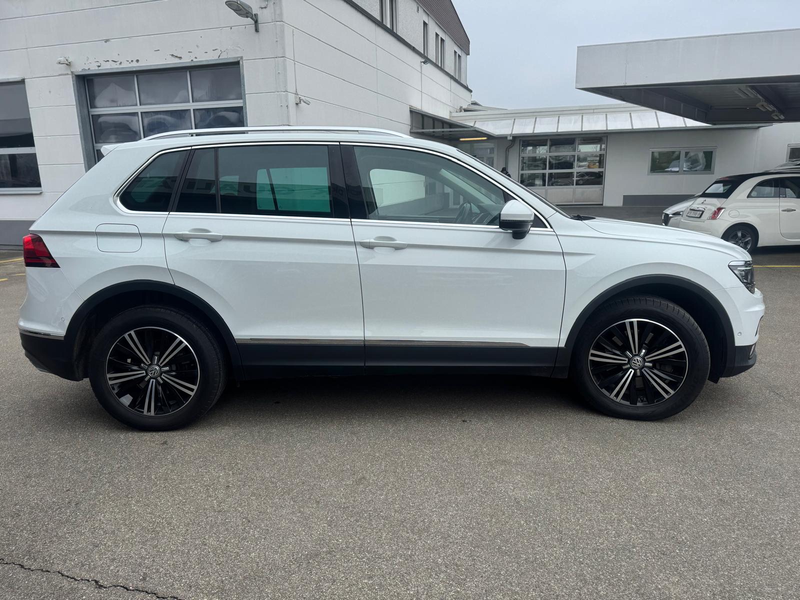 VW Tiguan 2.0 TDI SCR Highline 4Motion DSG-image-4