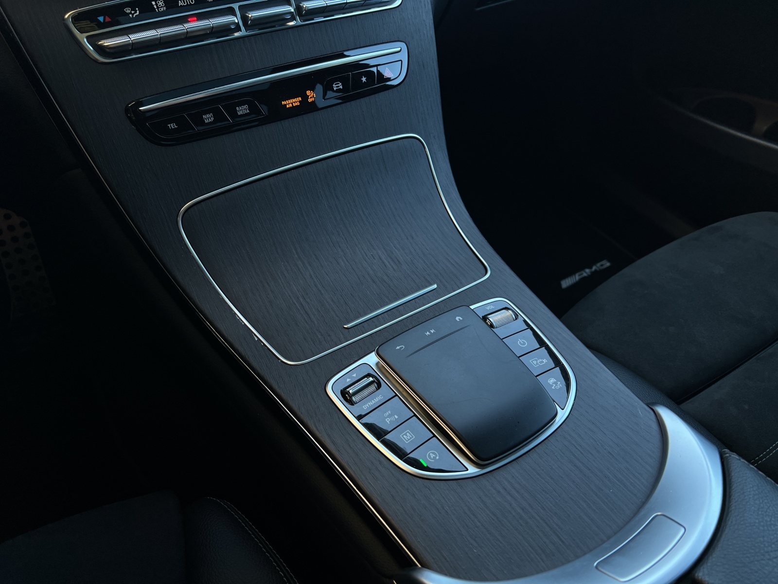 MERCEDES-BENZ GLC 220 d AMG Line 4Matic-image-10