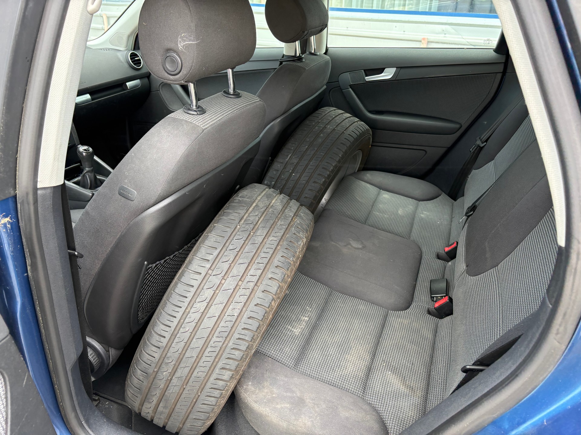AUDI A3 1.6 FSI Attraction-showroom-element-3