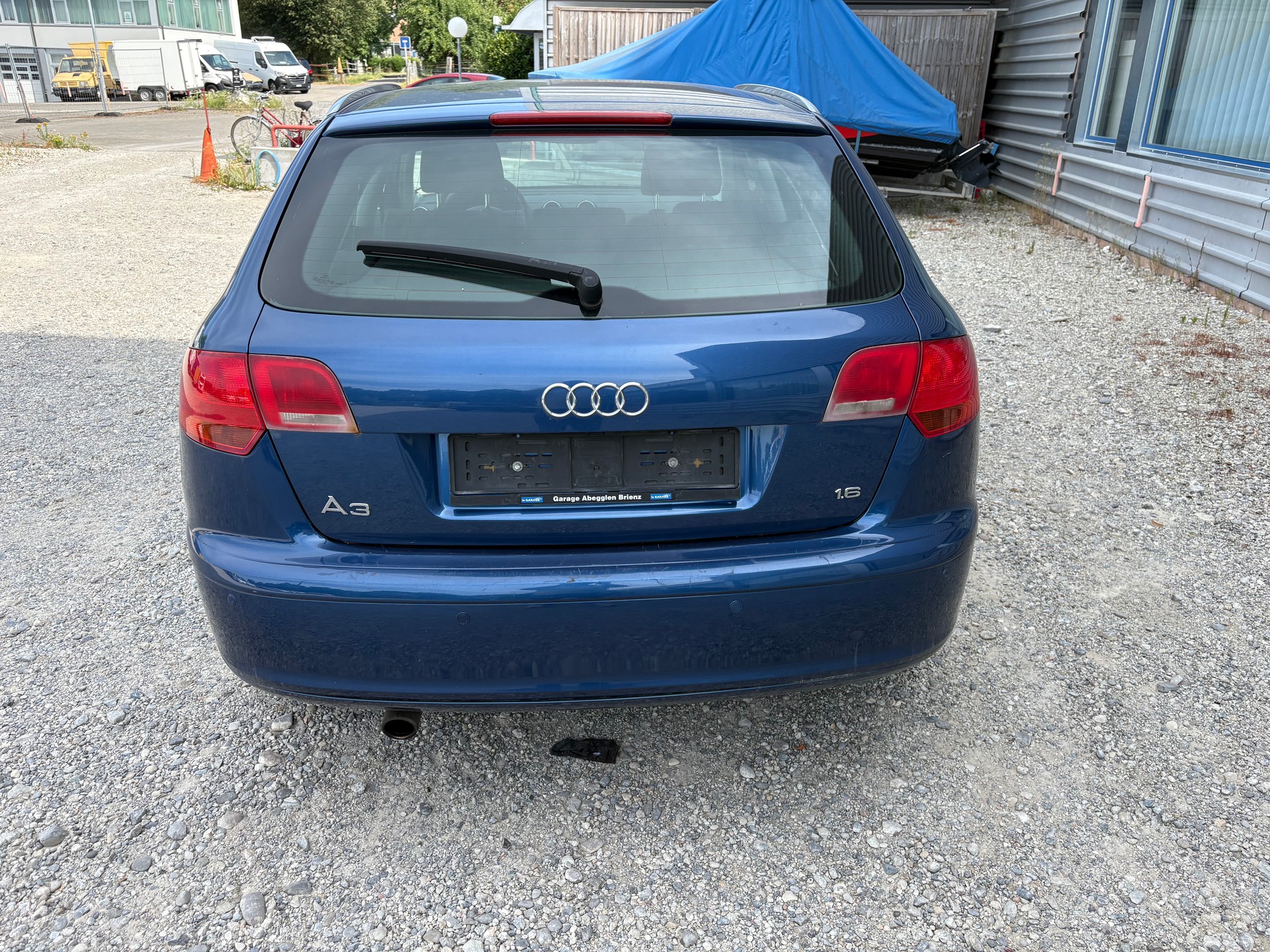 AUDI A3 1.6 FSI Attraction-showroom-element-2