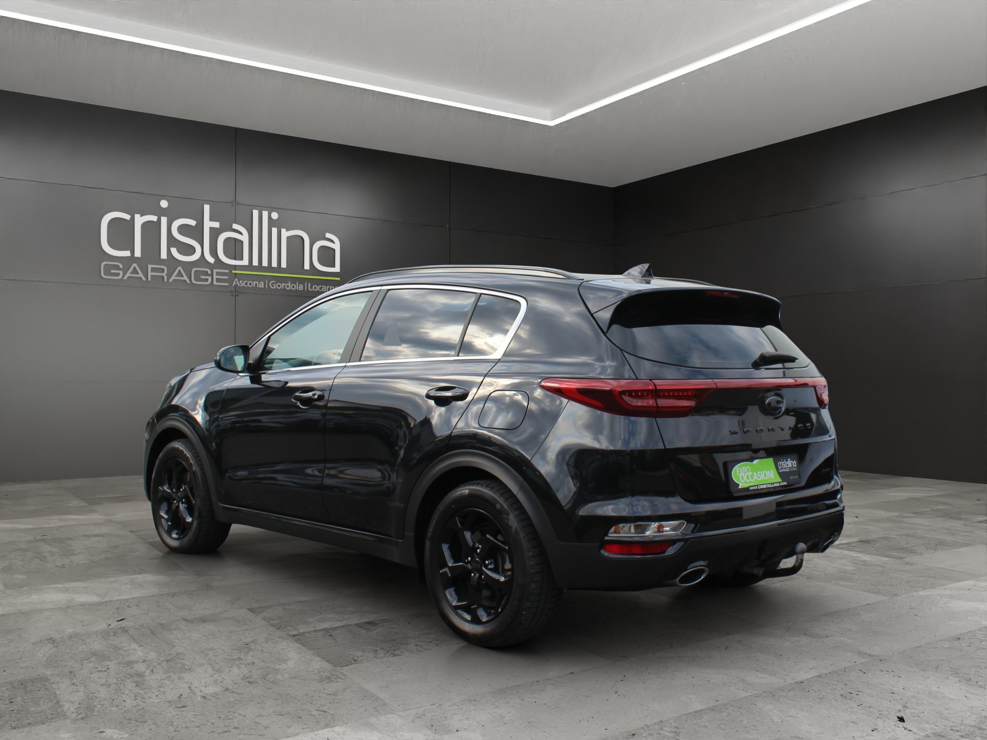 KIA Sportage 1.6 CRDi MHEV Black Edition-showroom-element-2