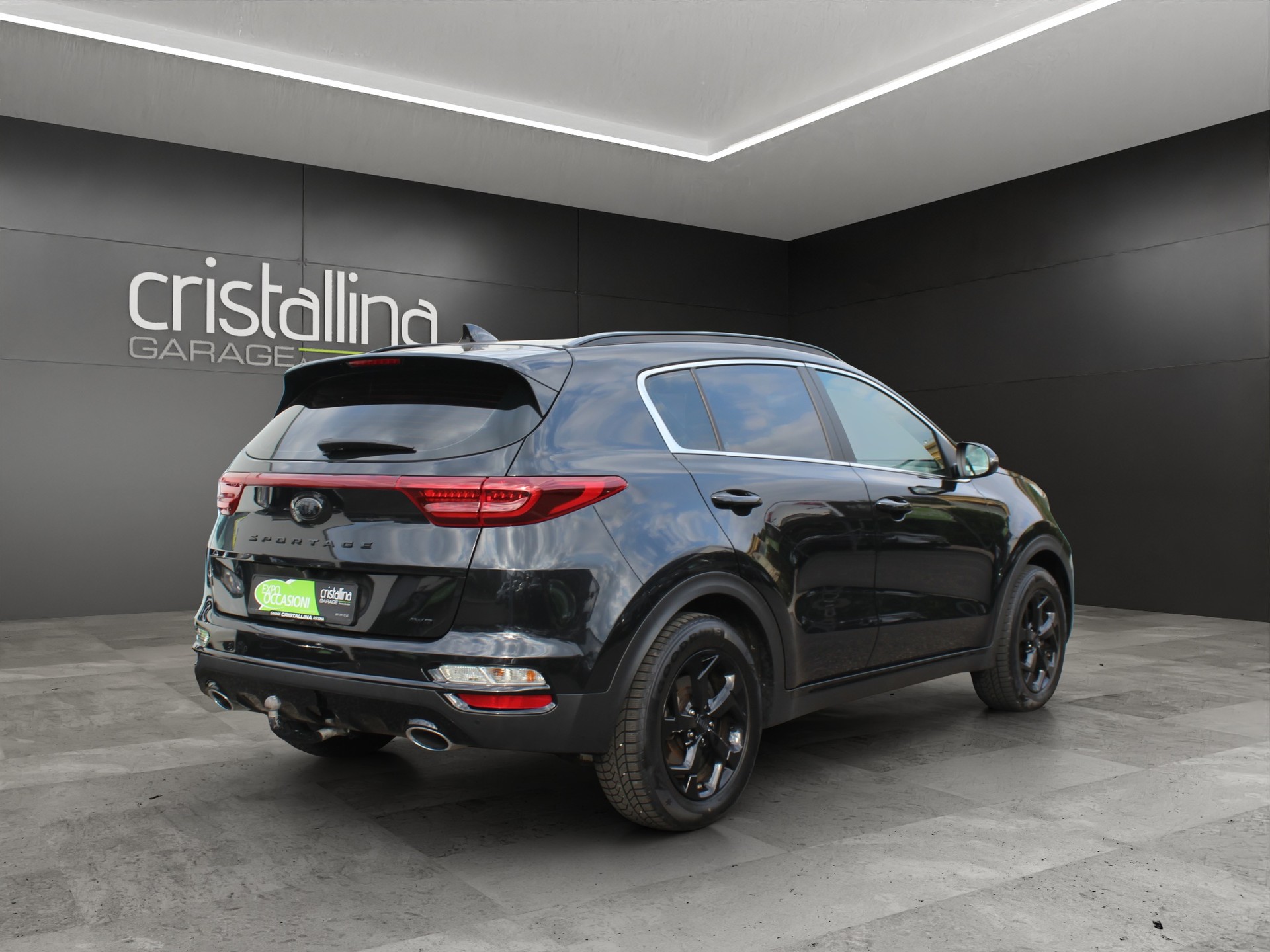 KIA Sportage 1.6 CRDi MHEV Black Edition-showroom-element-3