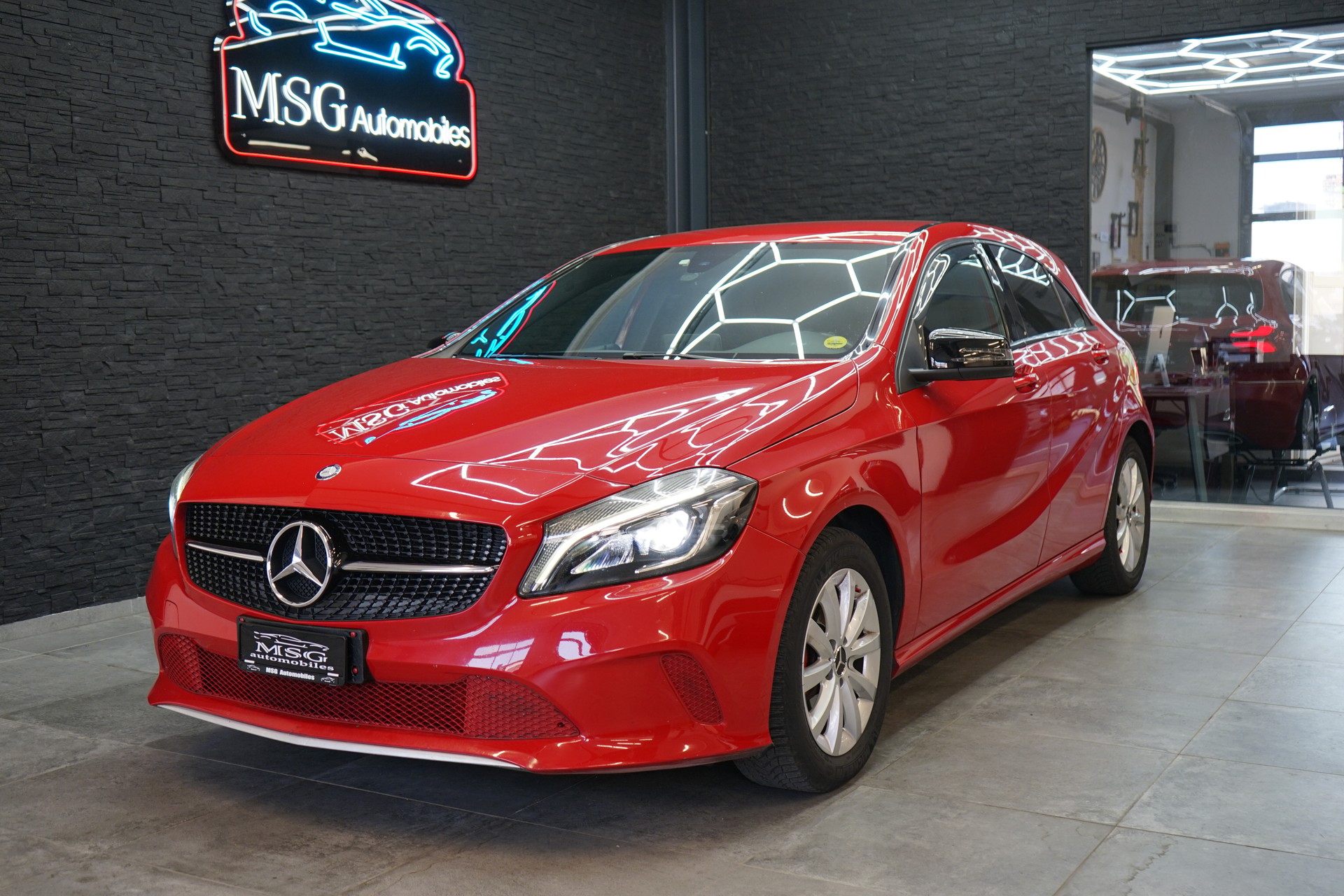 MERCEDES-BENZ A 180 CDI Urban