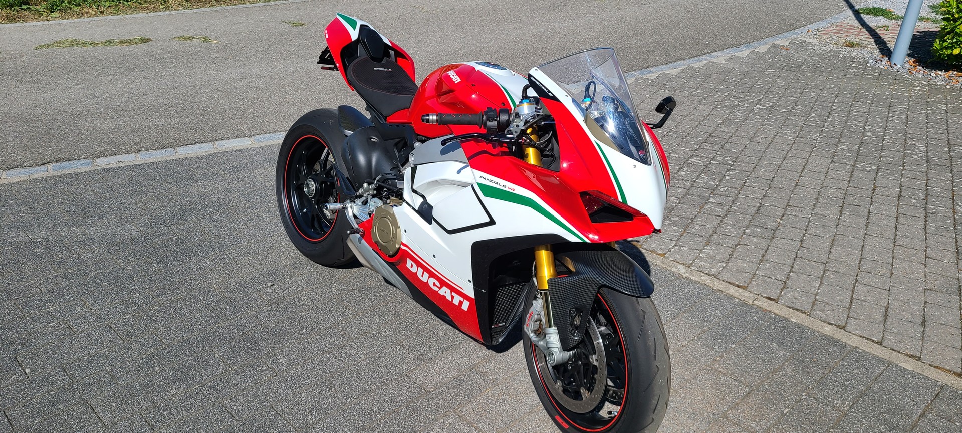 DUCATI Panigale 1103 V4 Speciale-image-0
