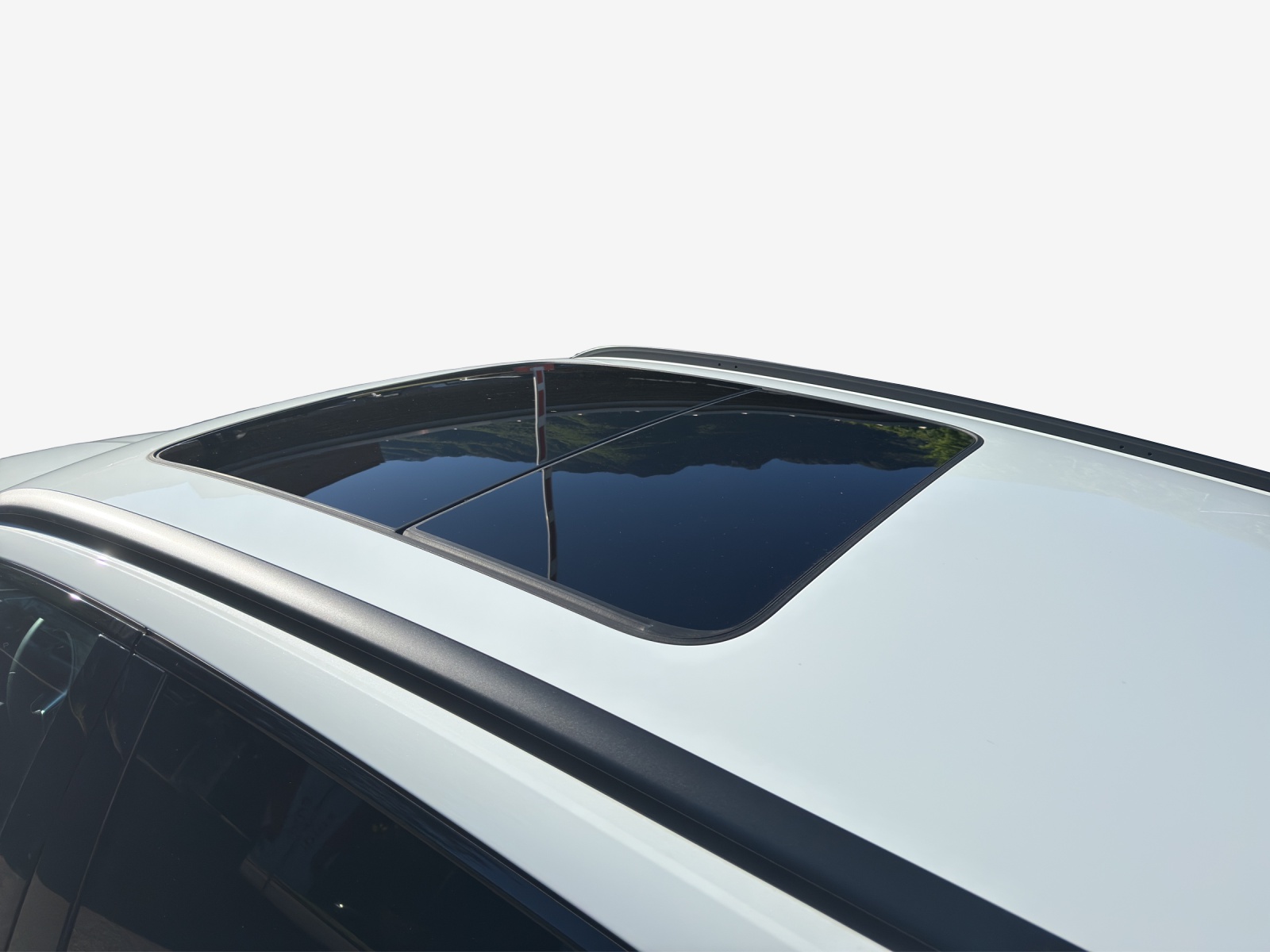AUDI Q8 50 e-tron Black Edition quattro-image-13