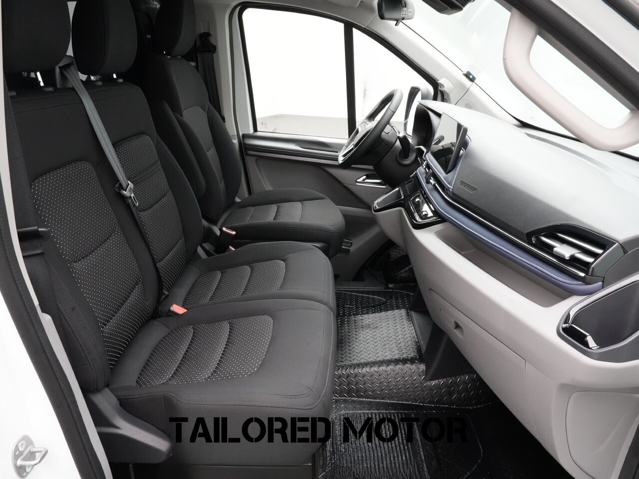 MAXUS eDeliver 7 H1 L2 XL 77kWh 318km WLTP - 6.7m3 - Fourgon EV 2026-image-6
