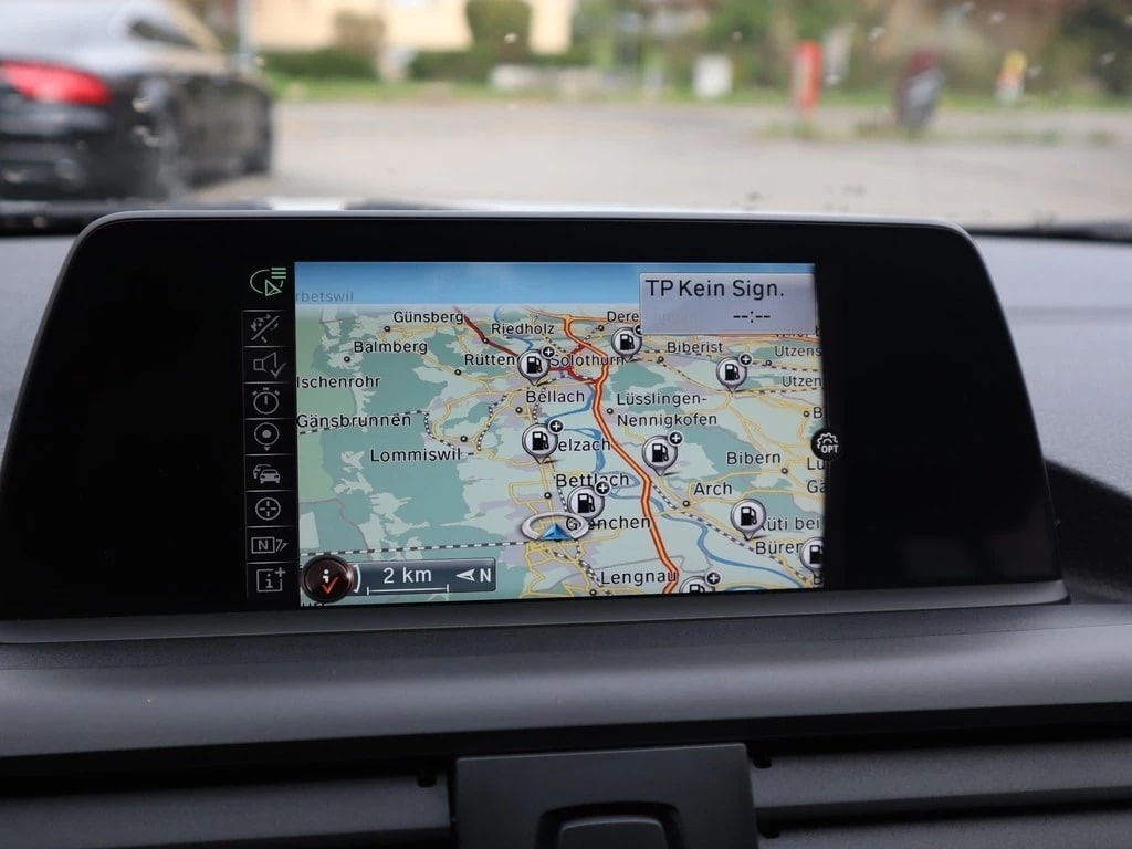 BMW 116d Steptronic ** G.Navi ** Frisch ab MFK & Service **-image-7