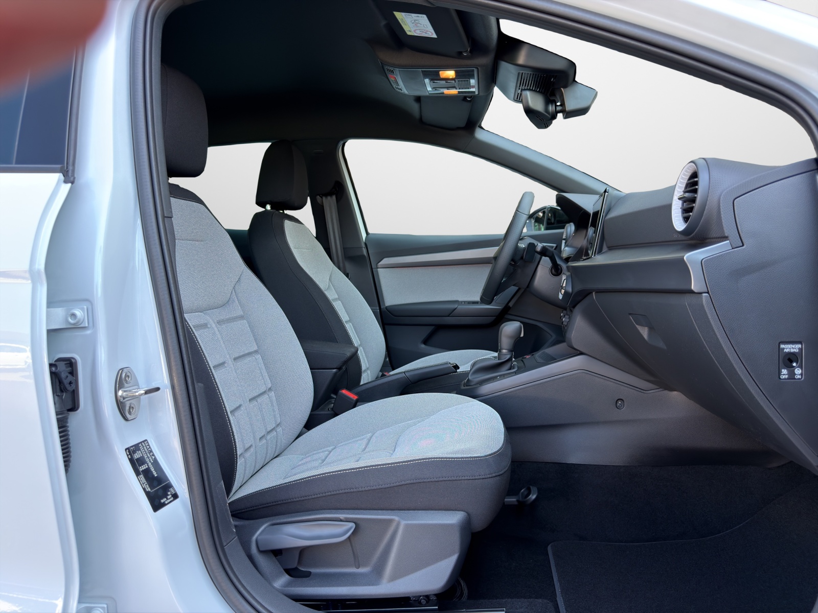SEAT Ibiza 1.0 TSI 115 Move FR DSG-image-6
