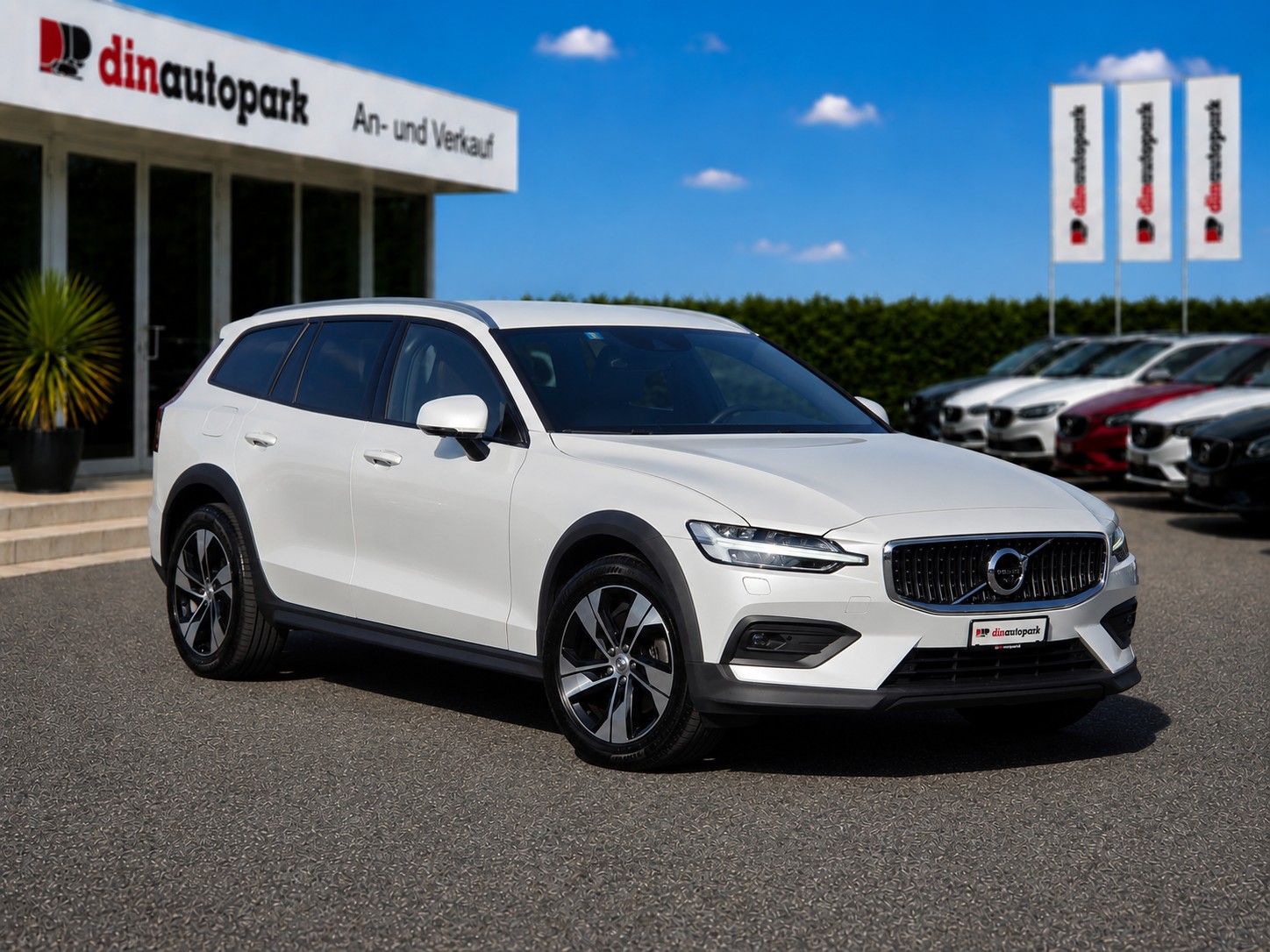 VOLVO V60 Cross Country B4 Diesel Mild Hybrid AWD Geartronic * AHK * Top Ausstattung * CH-Fahrzeug *-showroom-element-2