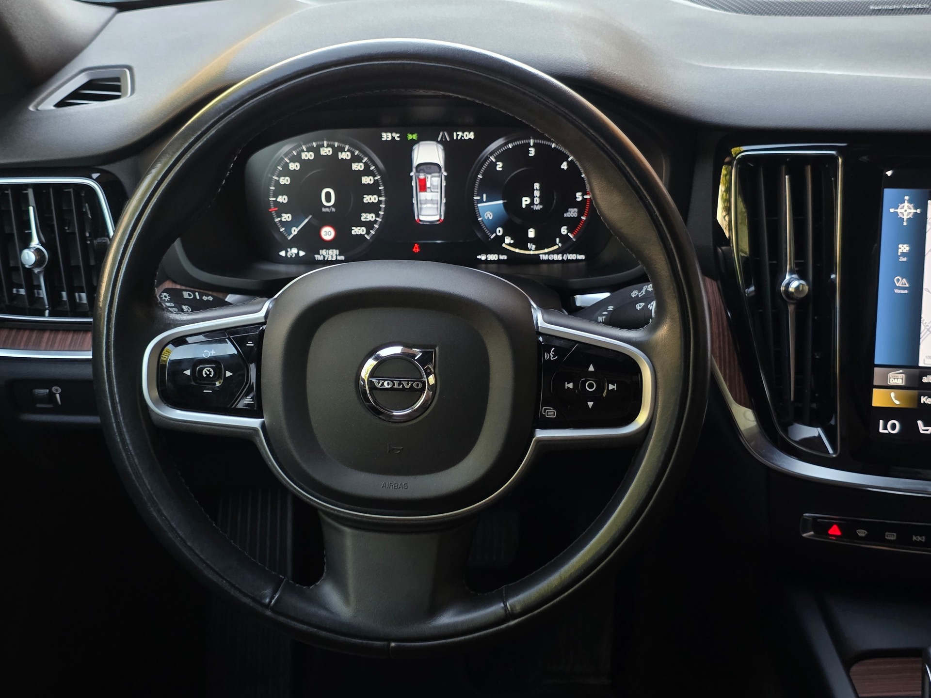 VOLVO V60 Cross Country B4 Diesel Mild Hybrid AWD Geartronic * AHK * Top Ausstattung * CH-Fahrzeug *-image-11