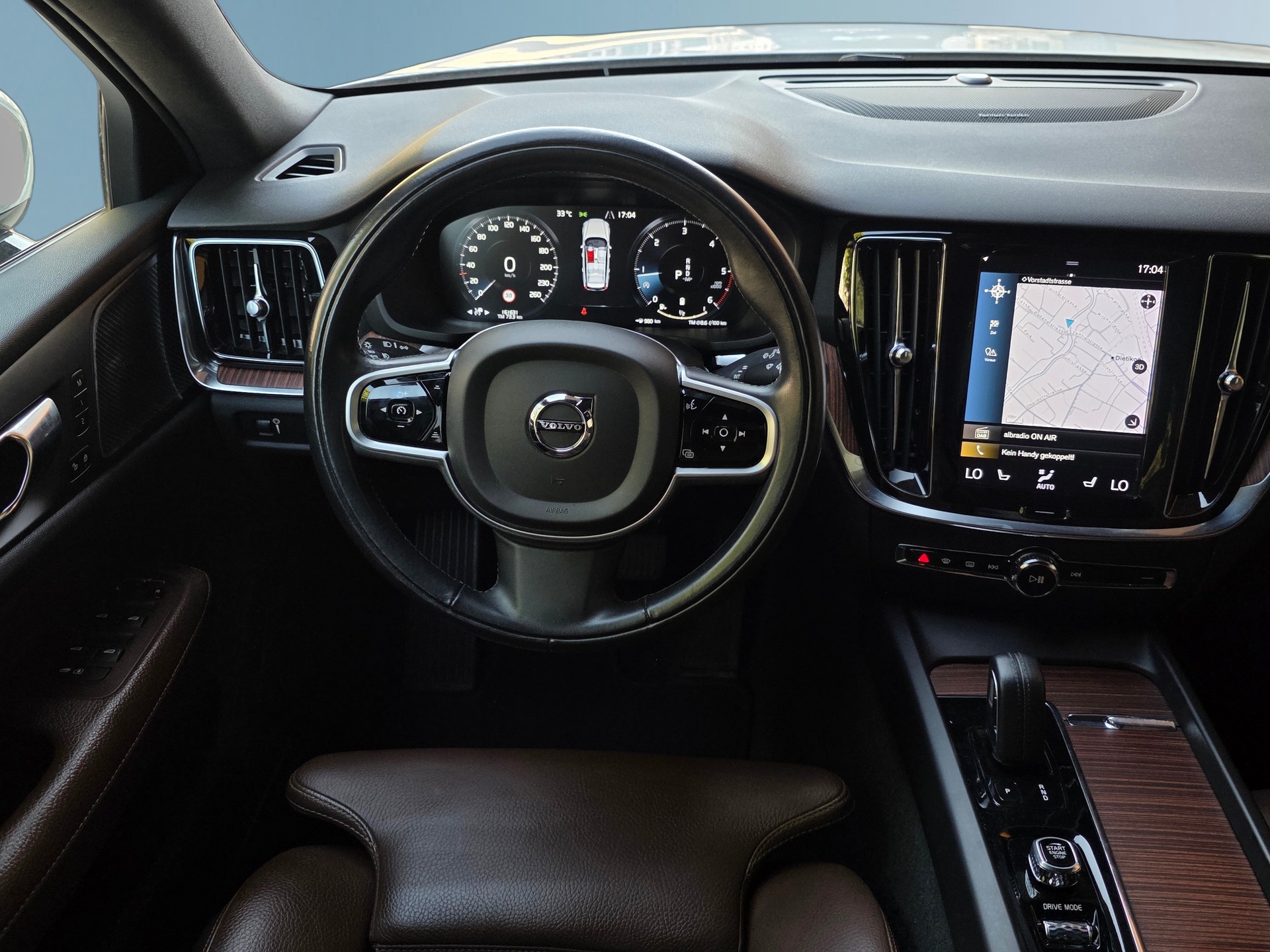 VOLVO V60 Cross Country B4 Diesel Mild Hybrid AWD Geartronic * AHK * Top Ausstattung * CH-Fahrzeug *-image-10