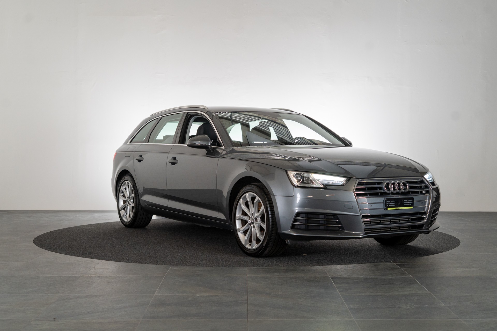 AUDI A4 Avant 2.0 TFSI 190 ultra Sport S-Tronic / CH-Fahrzeug / Virtual Cockpit / Tempomat-showroom-element-2