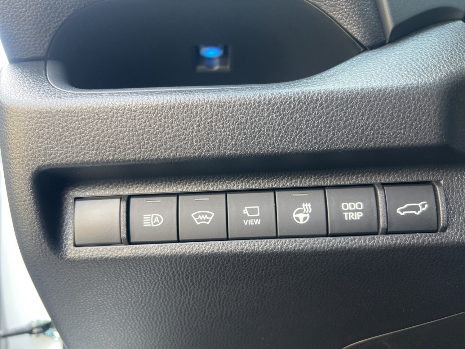 TOYOTA RAV4 2.5 Plug-In-Hybrid GR Sport-image-18