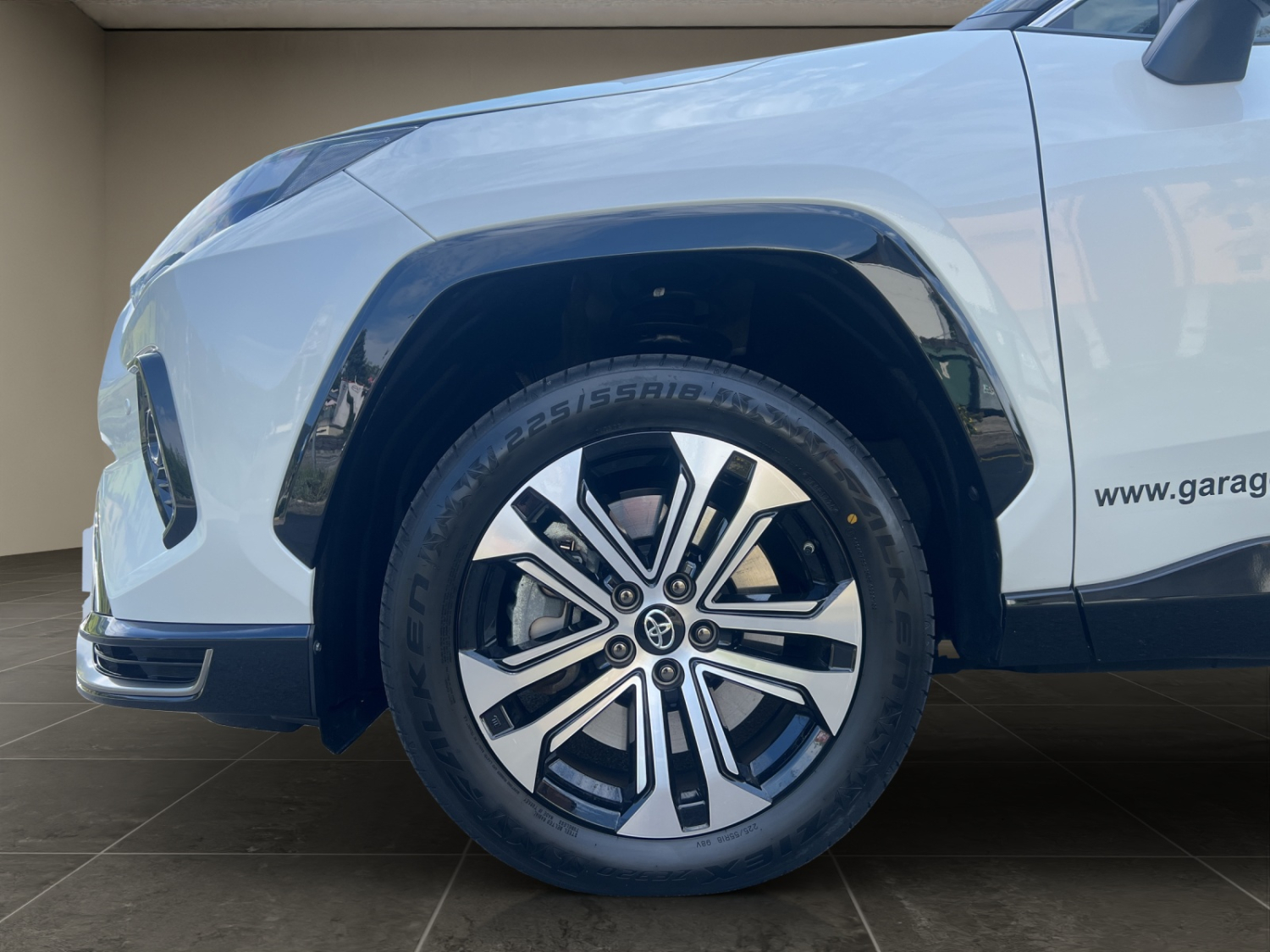 TOYOTA RAV4 2.5 Plug-In-Hybrid GR Sport-image-26
