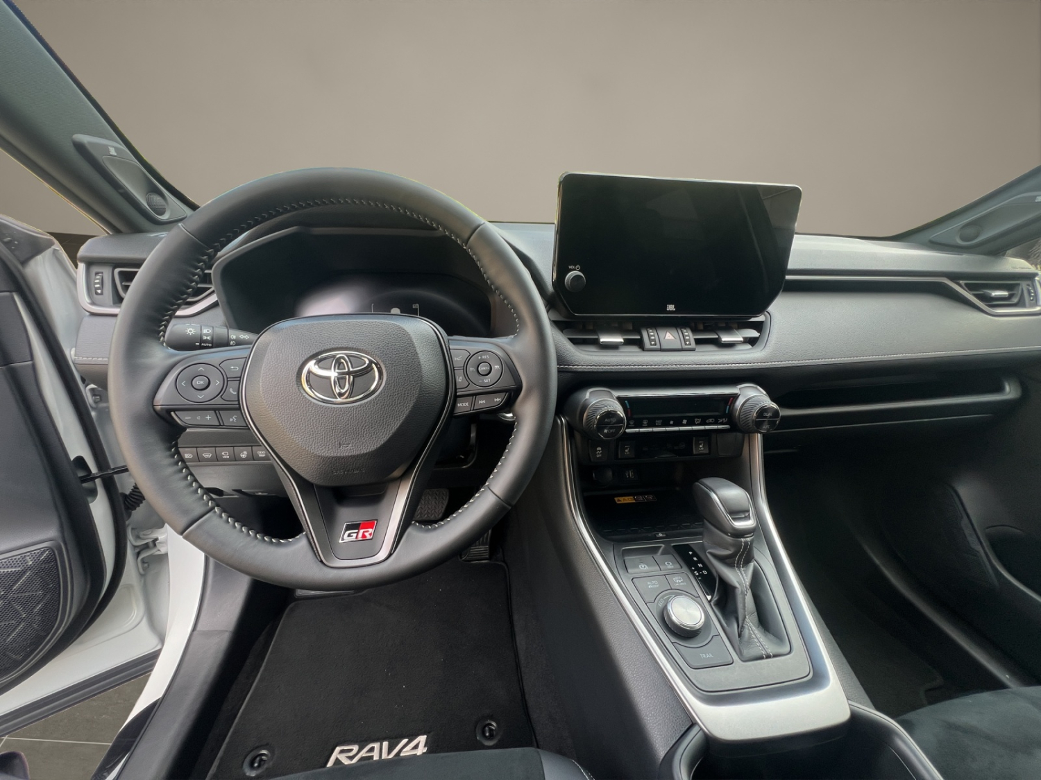 TOYOTA RAV4 2.5 Plug-In-Hybrid GR Sport-image-11