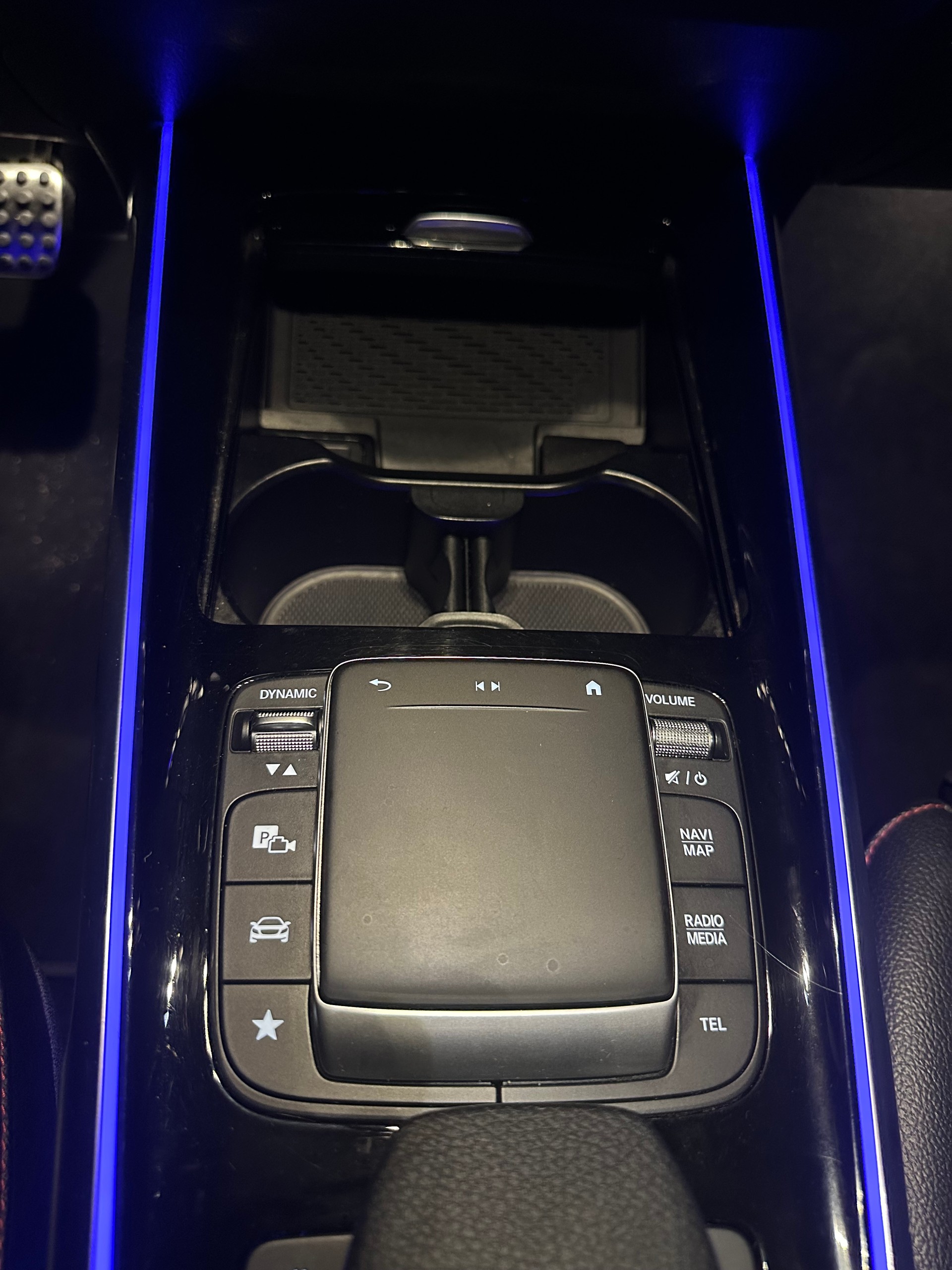 MERCEDES-BENZ GLB 35 AMG Performance 4Matic 8G-Tronic-image-24