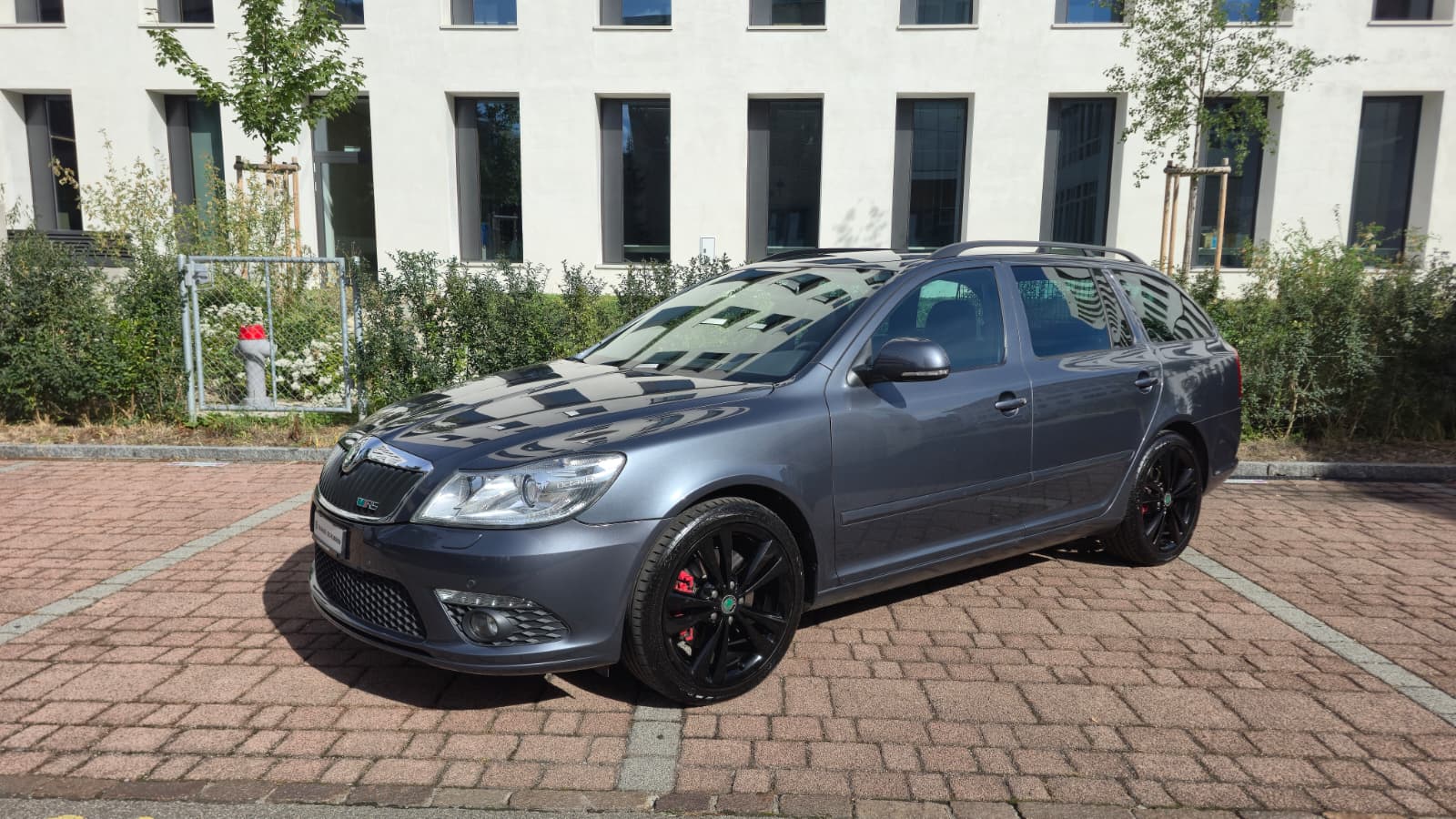 SKODA Octavia Combi 2.0 TSI RS| Frisch ab MFK und Service| Aus Erste Hand| Navi| Anhängerkupplung| Service gepflegt