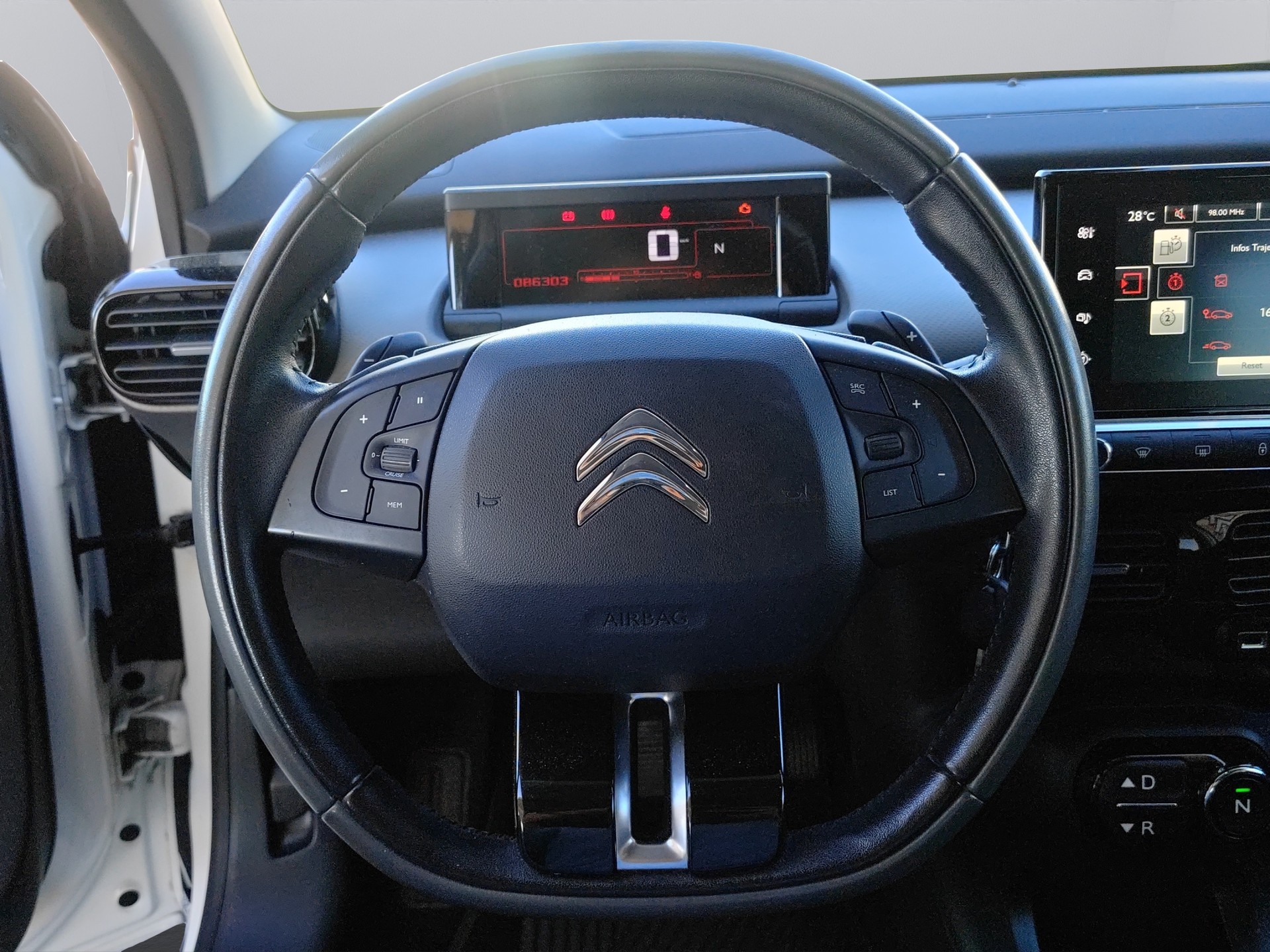 CITROEN C4 Cactus 1.2 e-VTi Feel Edition ETG-image-13