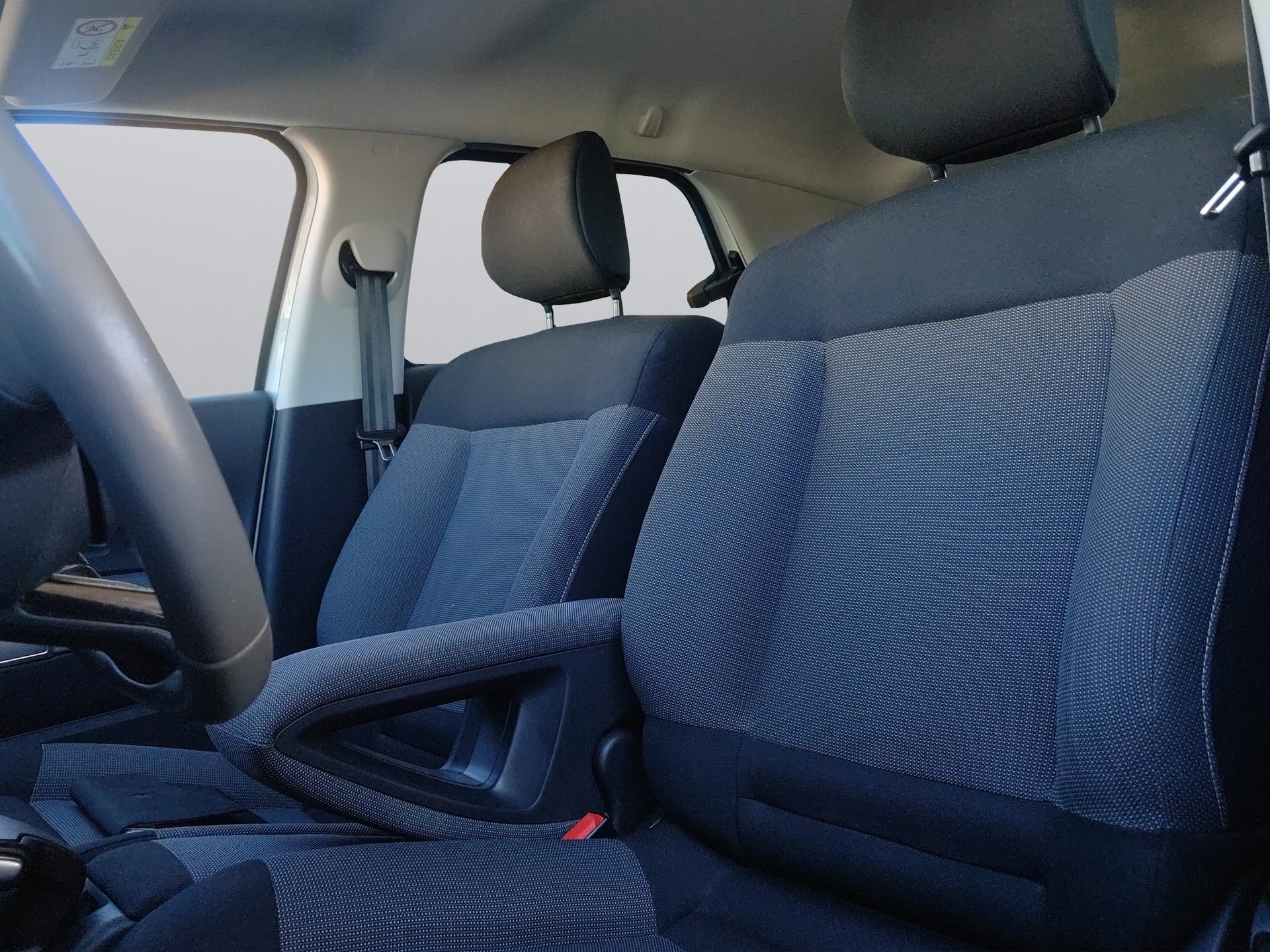 CITROEN C4 Cactus 1.2 e-VTi Feel Edition ETG-image-26