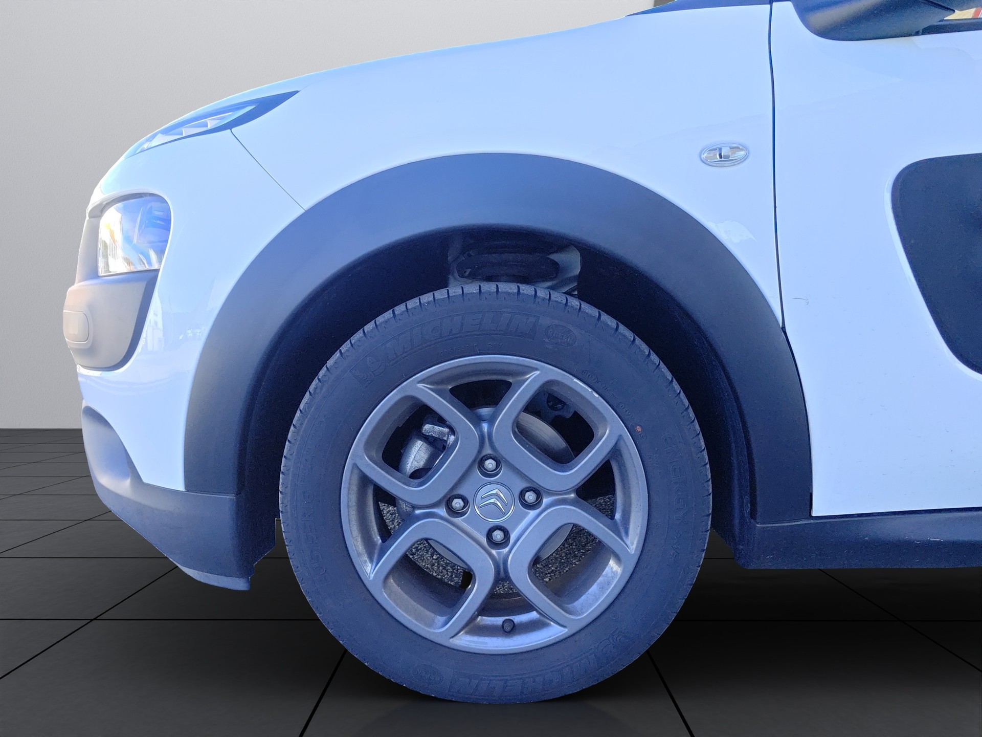 CITROEN C4 Cactus 1.2 e-VTi Feel Edition ETG-image-8
