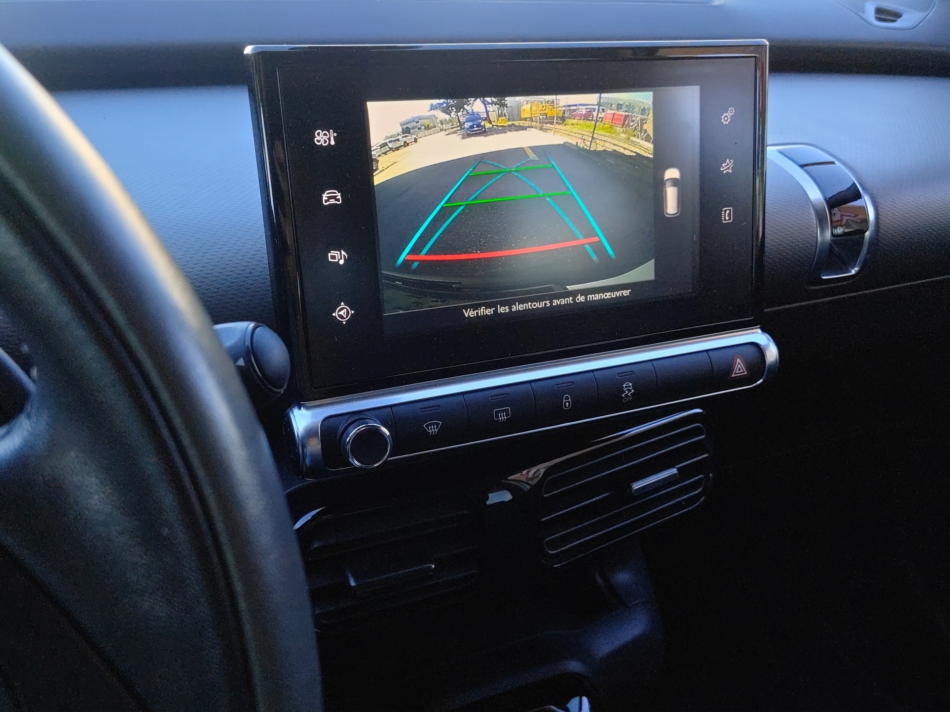CITROEN C4 Cactus 1.2 e-VTi Feel Edition ETG-image-17