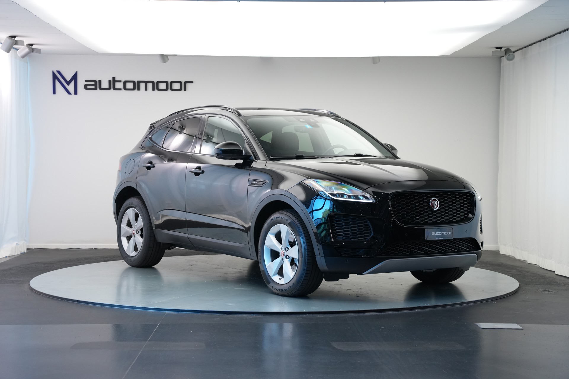 JAGUAR E-Pace 2.0d D150 S AWD Automatik-showroom-element-2