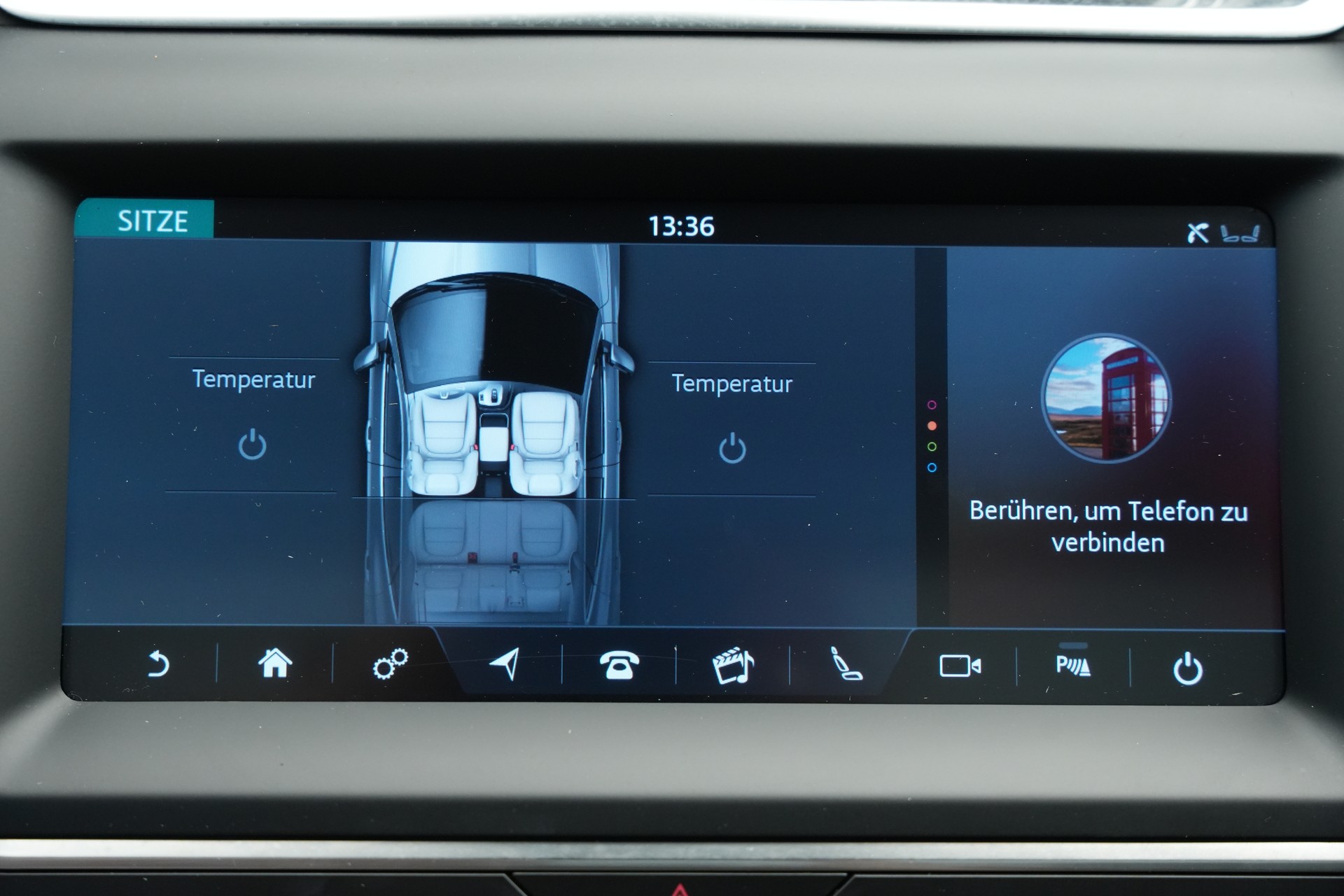 JAGUAR E-Pace 2.0d D150 S AWD Automatik-image-31