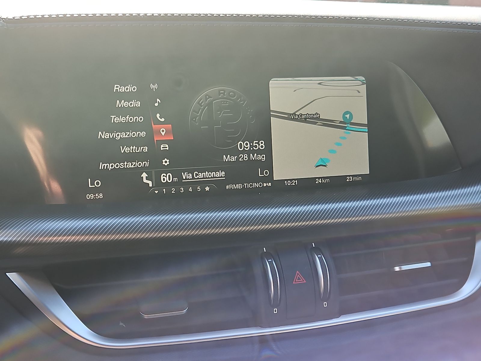 ALFA ROMEO Stelvio 2.0 Sport Q4 Automatic-image-11