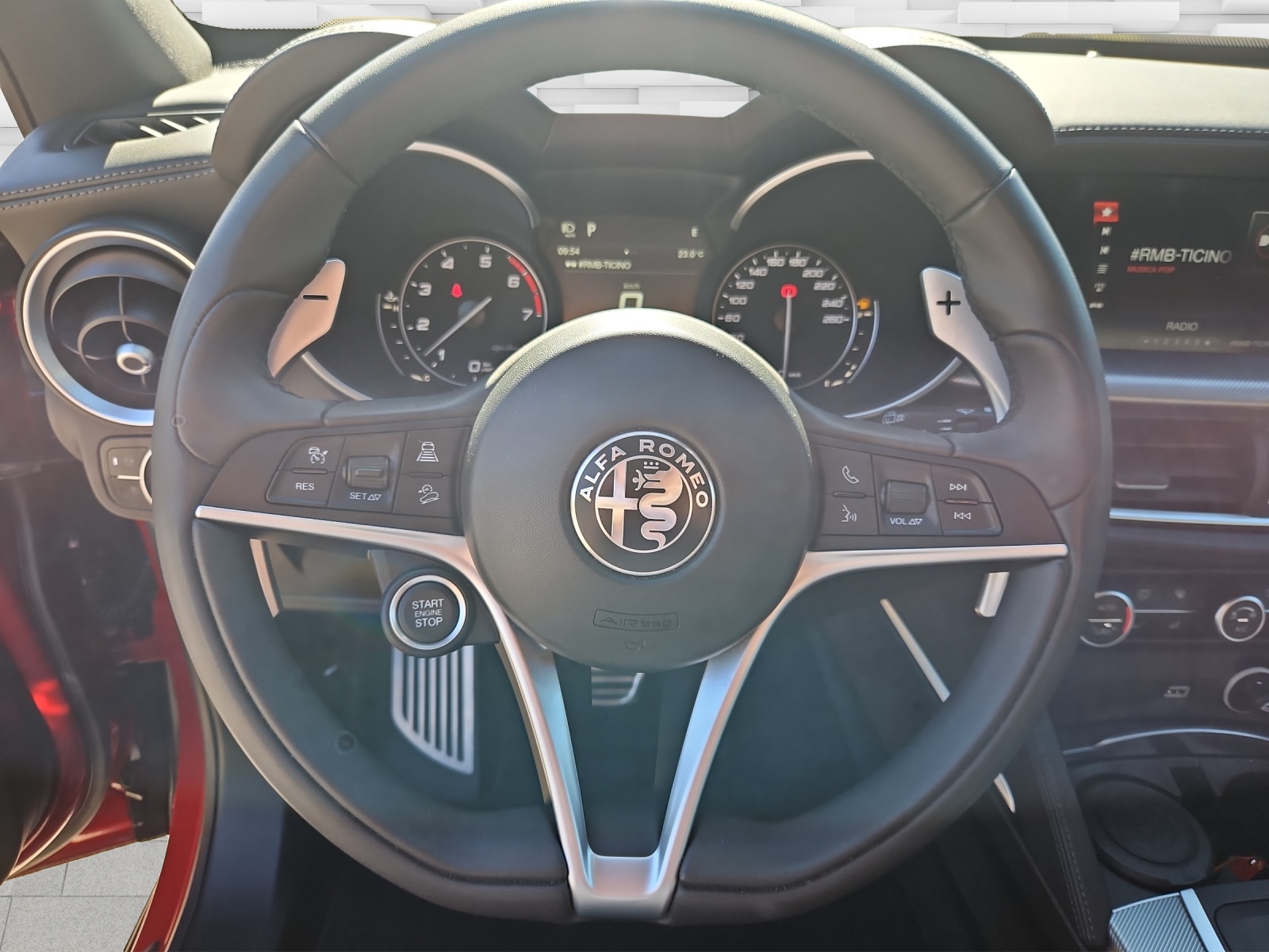 ALFA ROMEO Stelvio 2.0 Sport Q4 Automatic-image-9