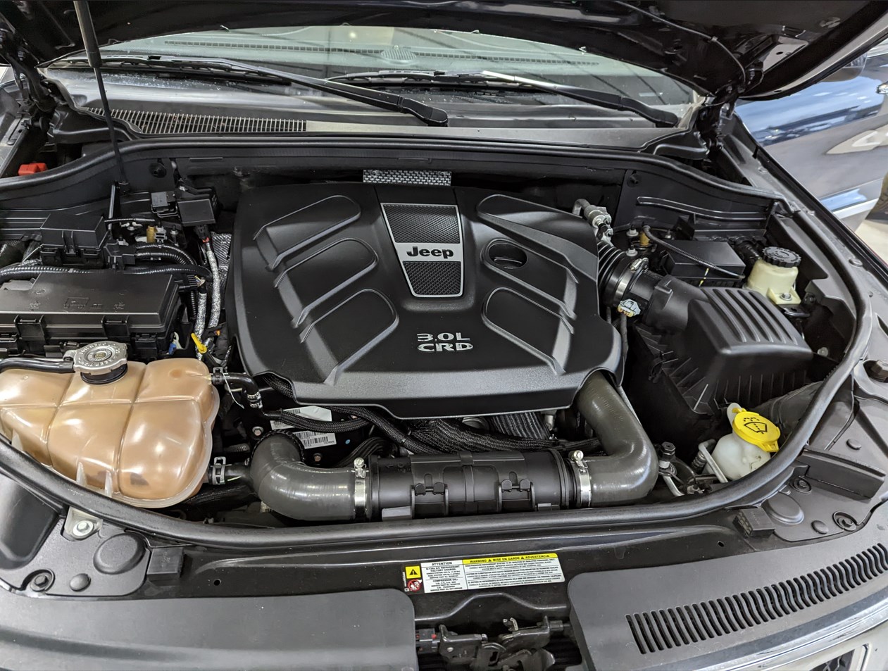 JEEP Grand Cherokee 3.0 CRD Overland Automatic-image-5