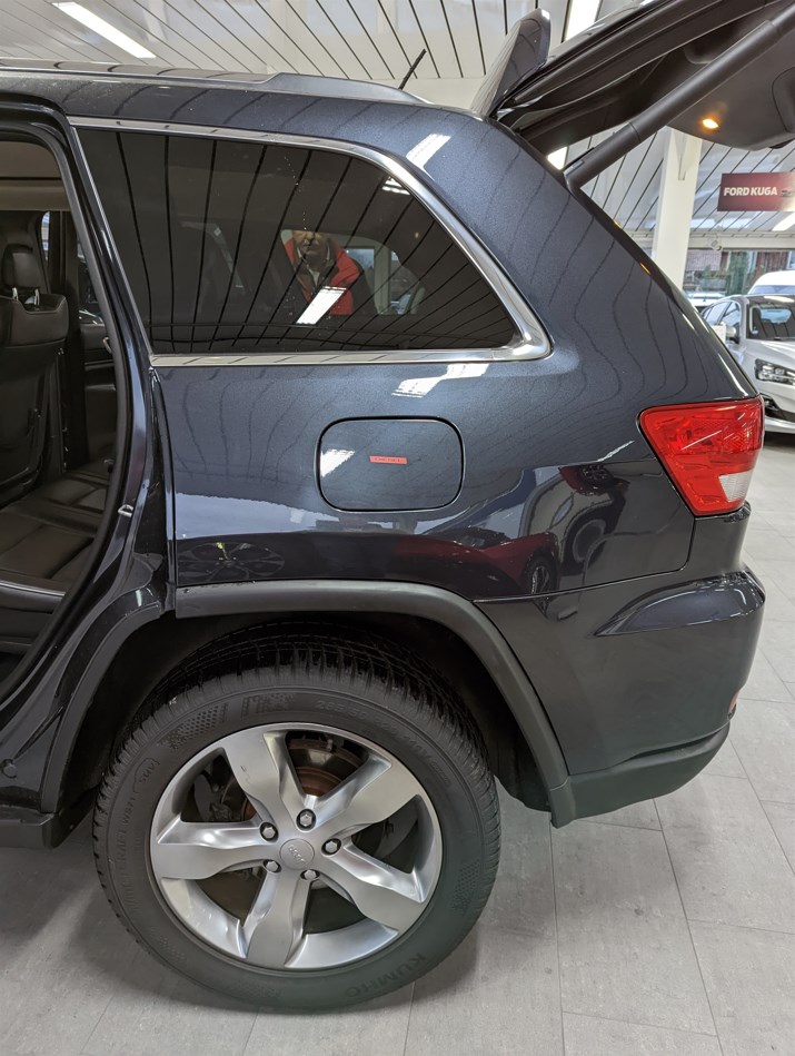 JEEP Grand Cherokee 3.0 CRD Overland Automatic-image-18