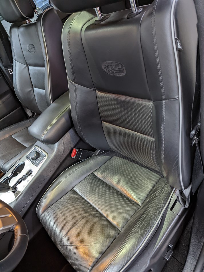 JEEP Grand Cherokee 3.0 CRD Overland Automatic-image-13