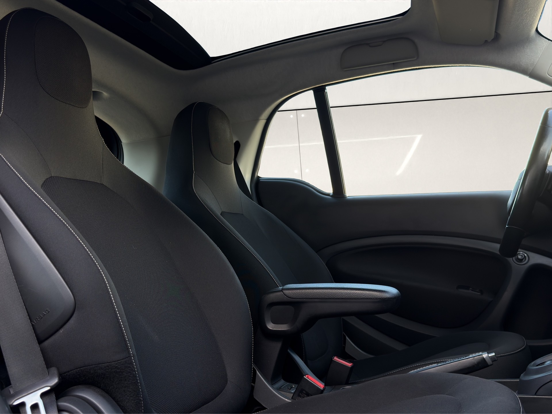 SMART fortwo Brabus Edition twinmatic-image-14