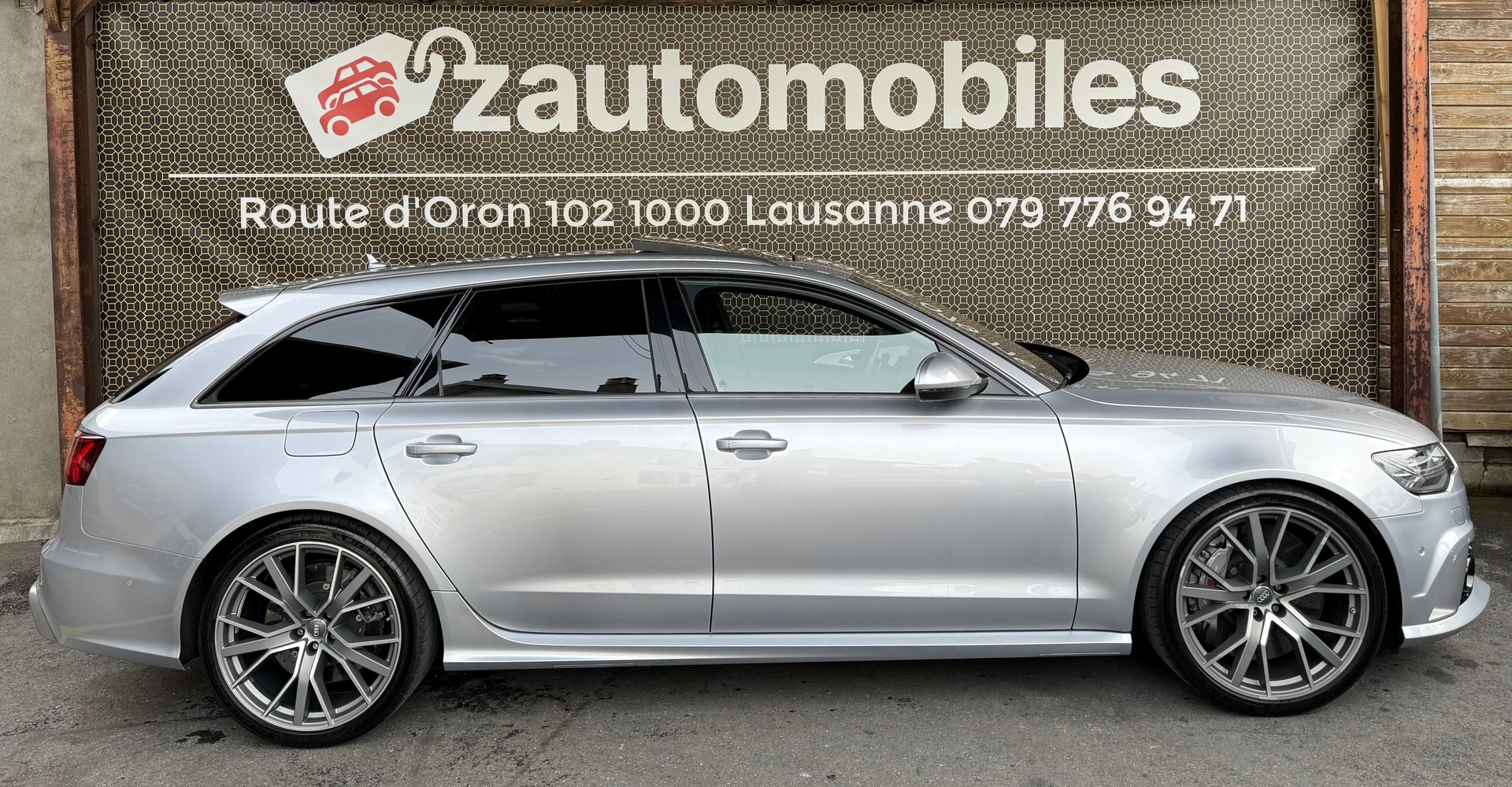 AUDI RS6 Avant 4.0 TFSI V8 performance quattro-showroom-element-2
