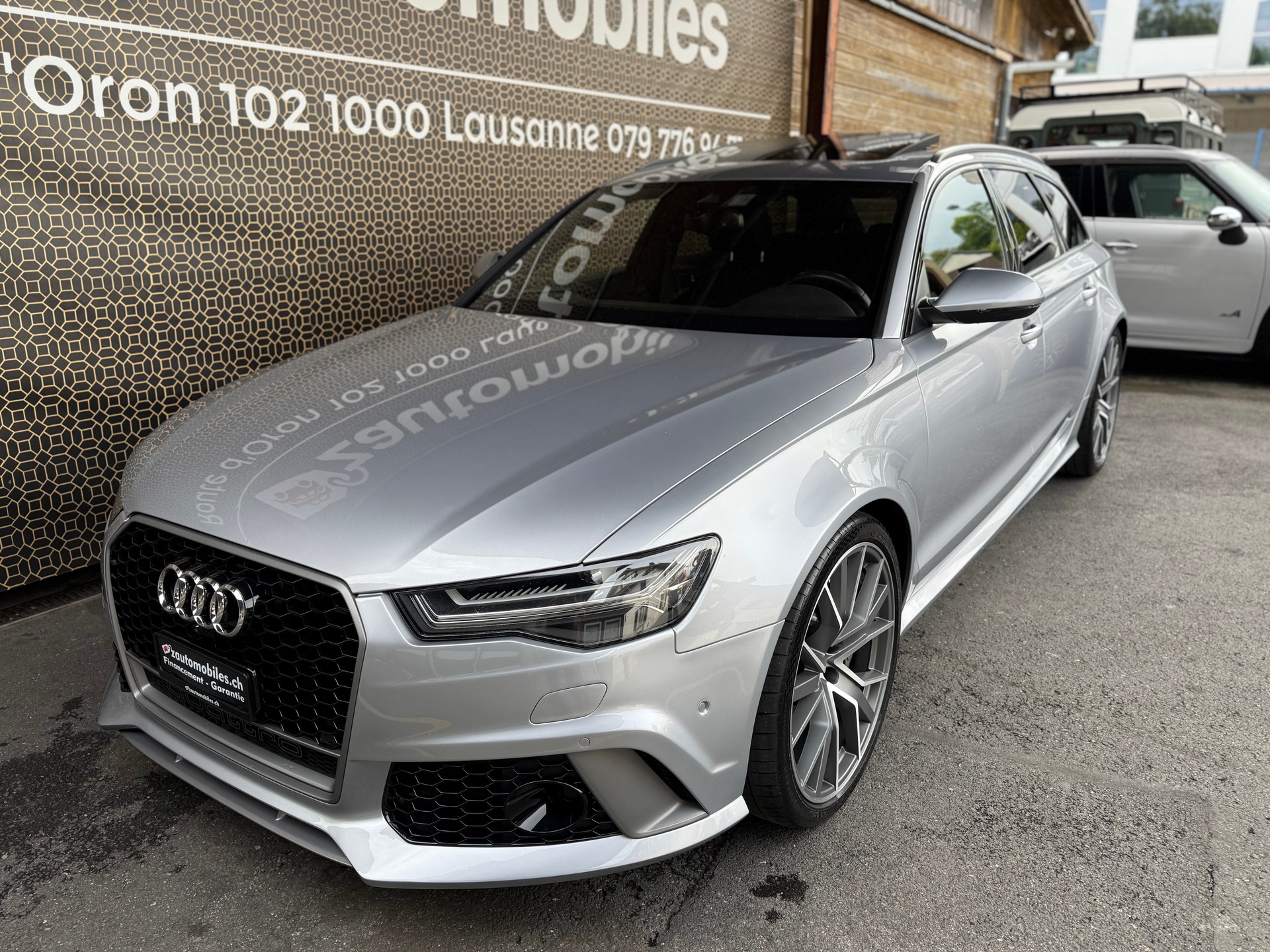 AUDI RS6 Avant 4.0 TFSI V8 performance quattro-showroom-element-1
