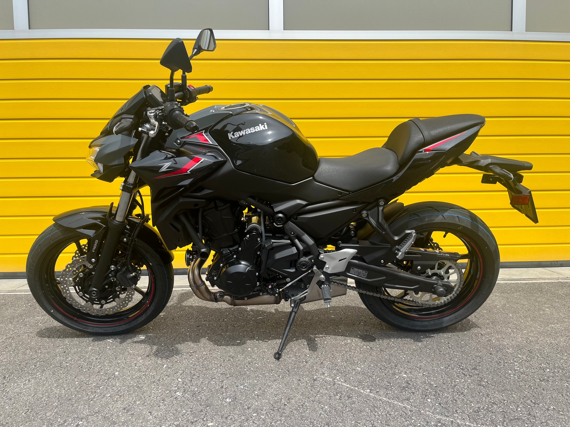 KAWASAKI Z 650 (35kW)-image-2