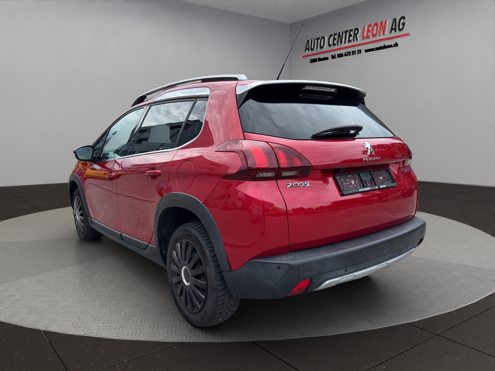 PEUGEOT 2008 1.6 BlueHDi Allure-showroom-element-3