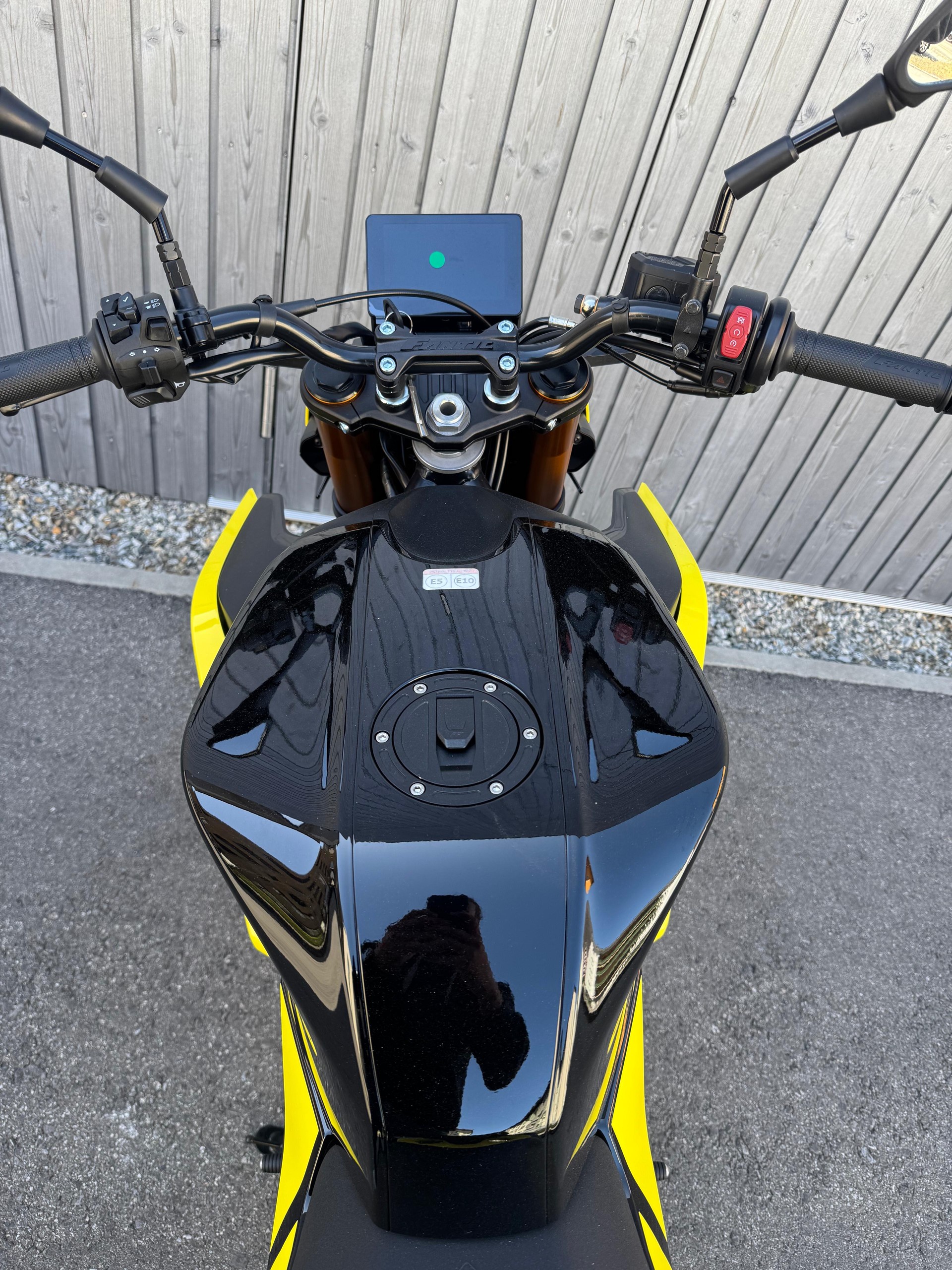 FANTIC STEALTH 125-image-8