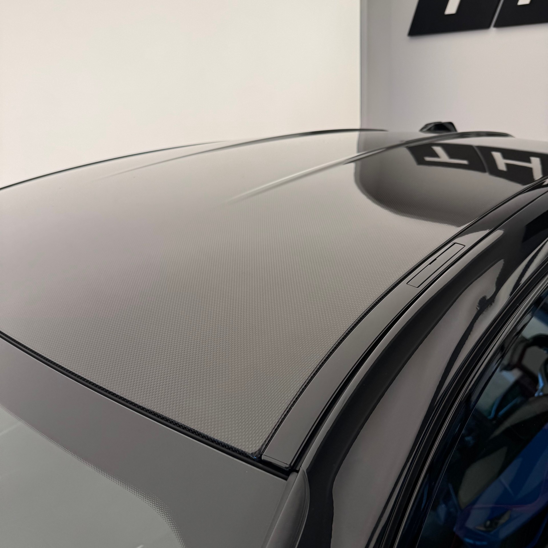 BMW M3 CS-image-8