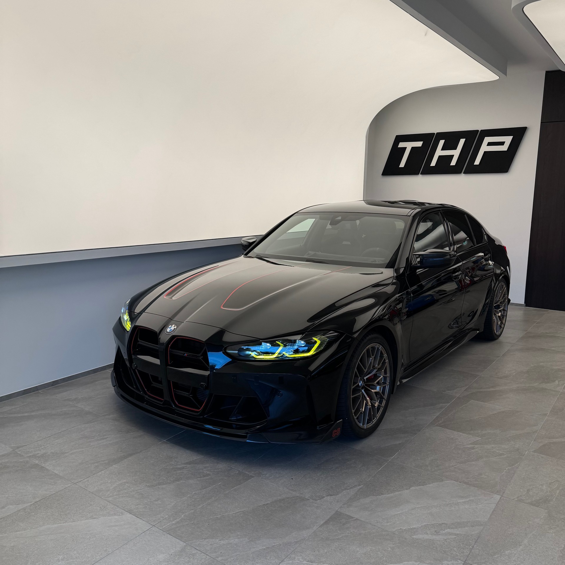 BMW M3 CS-showroom-element-1