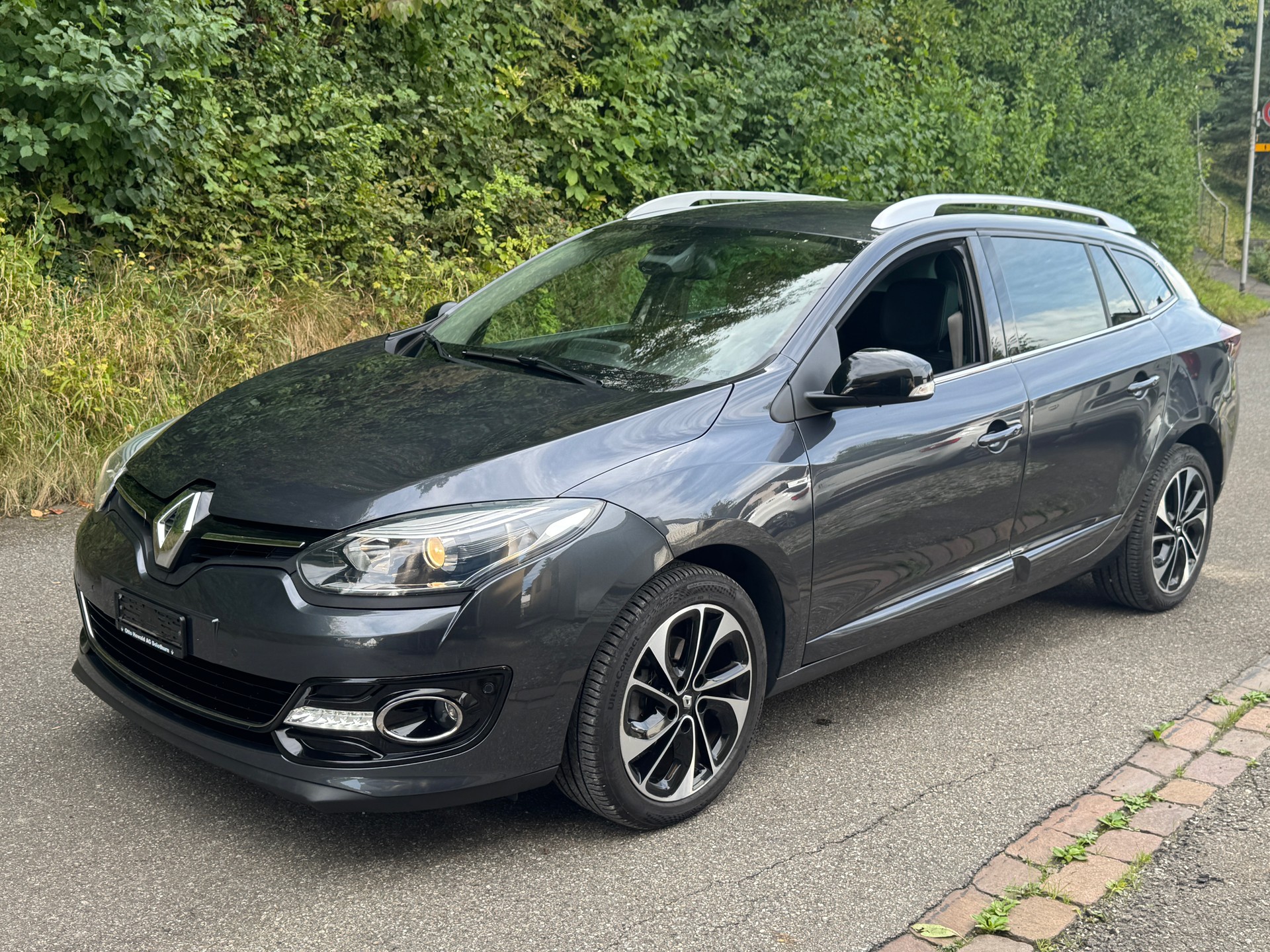 RENAULT Mégane Grandtour 1.2 16V Turbo Limited EDC