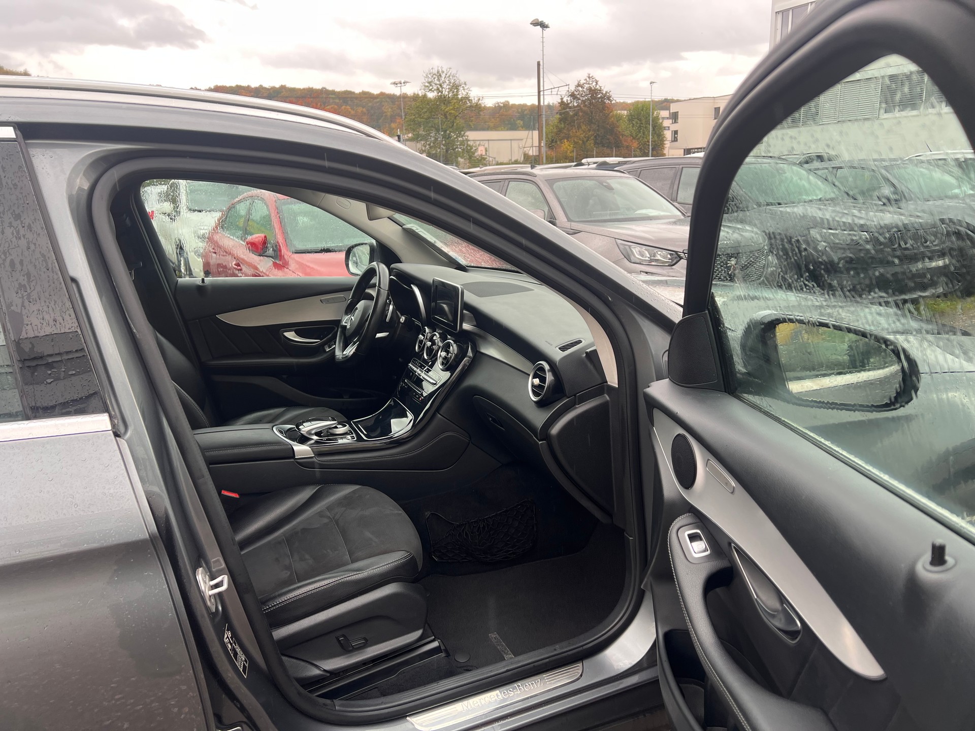 MERCEDES-BENZ GLC 250 d Exclusive 4Matic 9G-Tronic-image-15