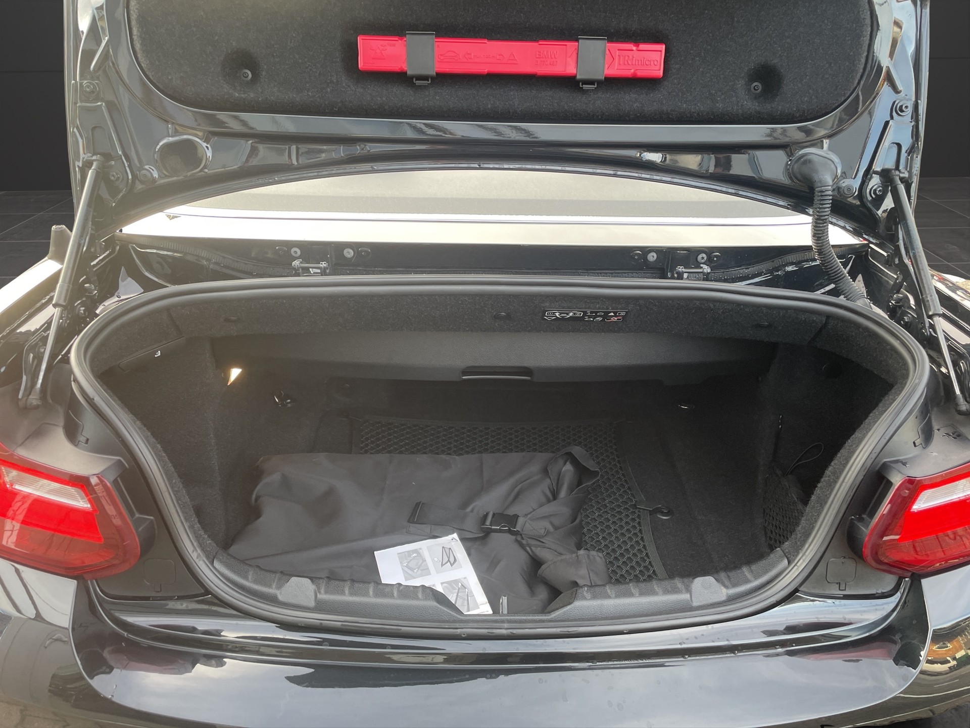 BMW 230i M Sport Steptronic-image-6