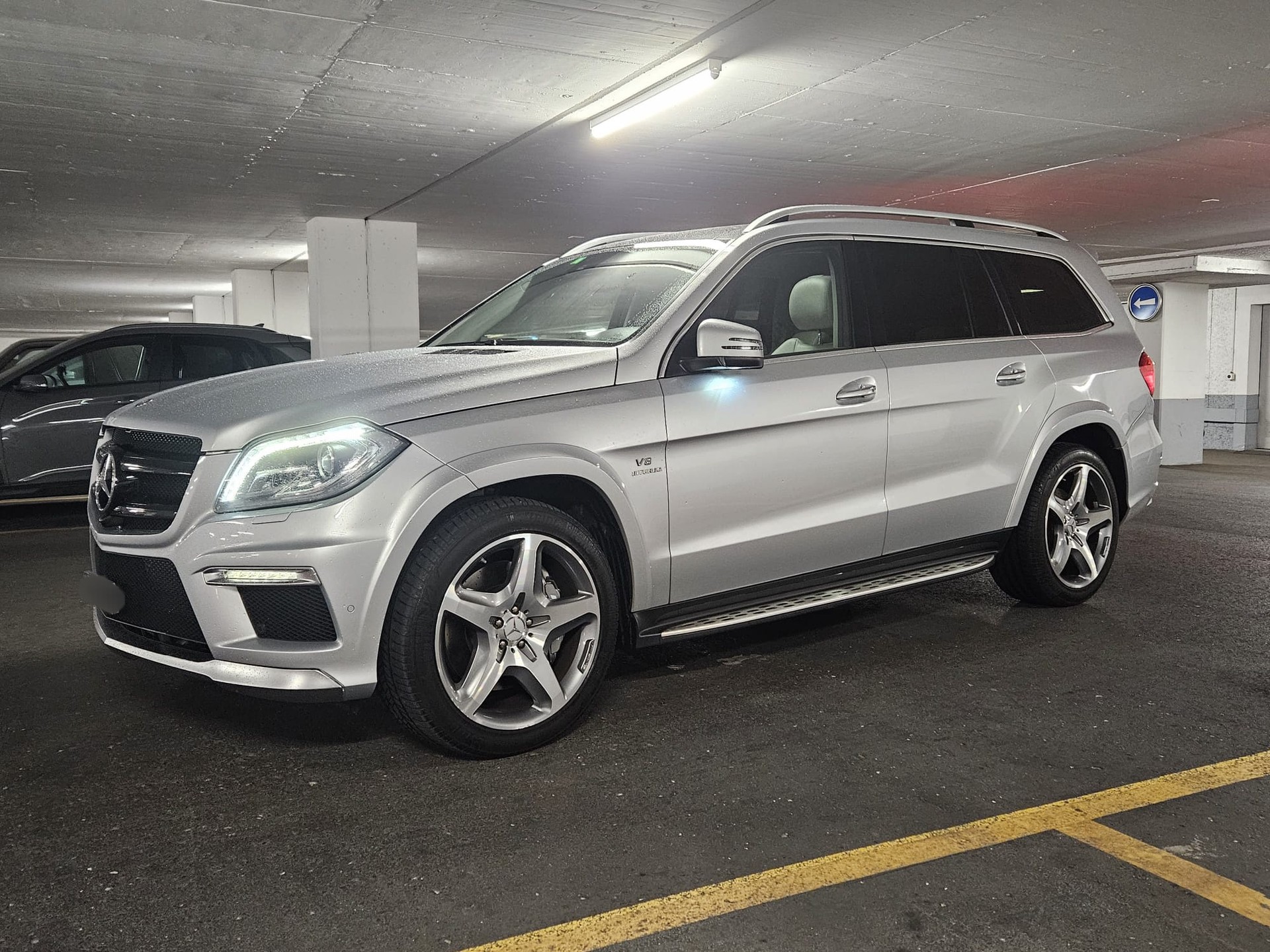 MERCEDES-BENZ GL 63 AMG 4Matic Speedshift Plus 7G-Tronic