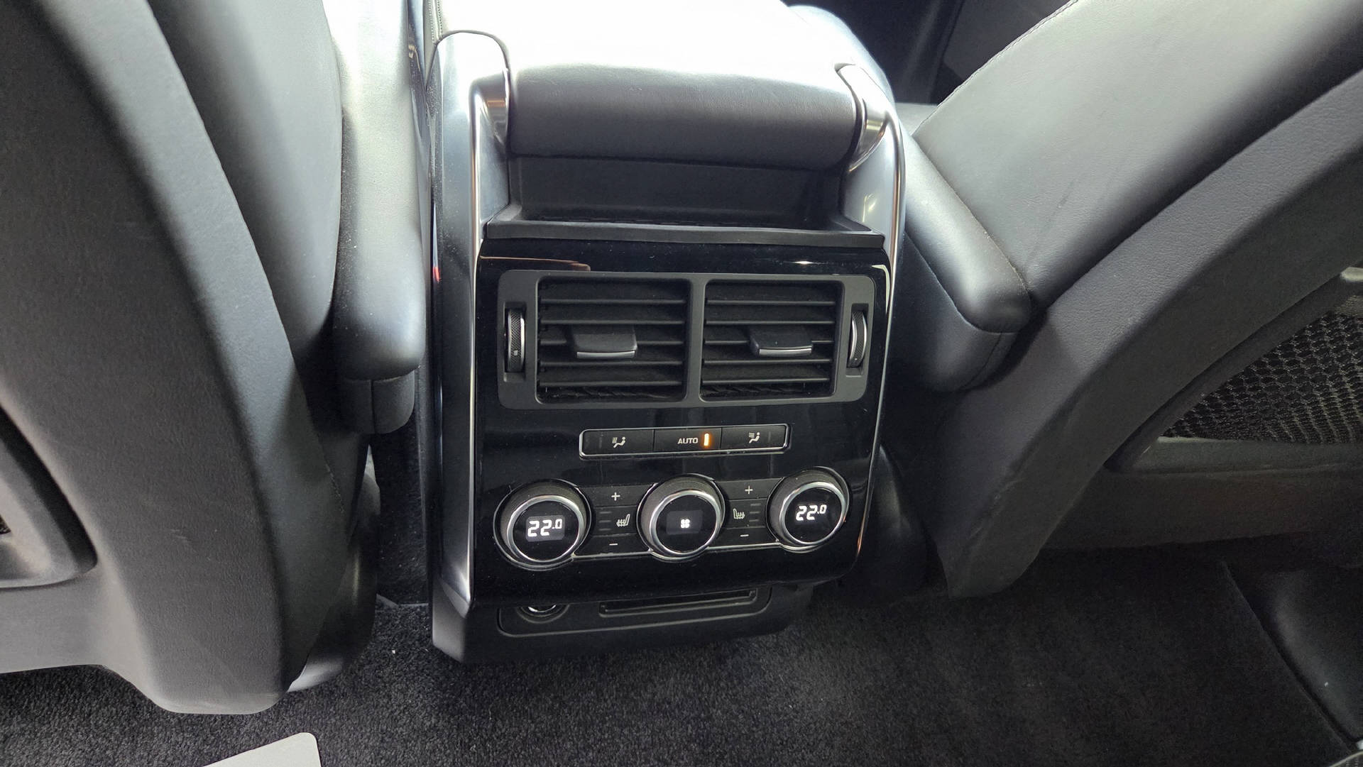 LAND ROVER Range Rover Sport 3.0 SDV6 Aut-image-7