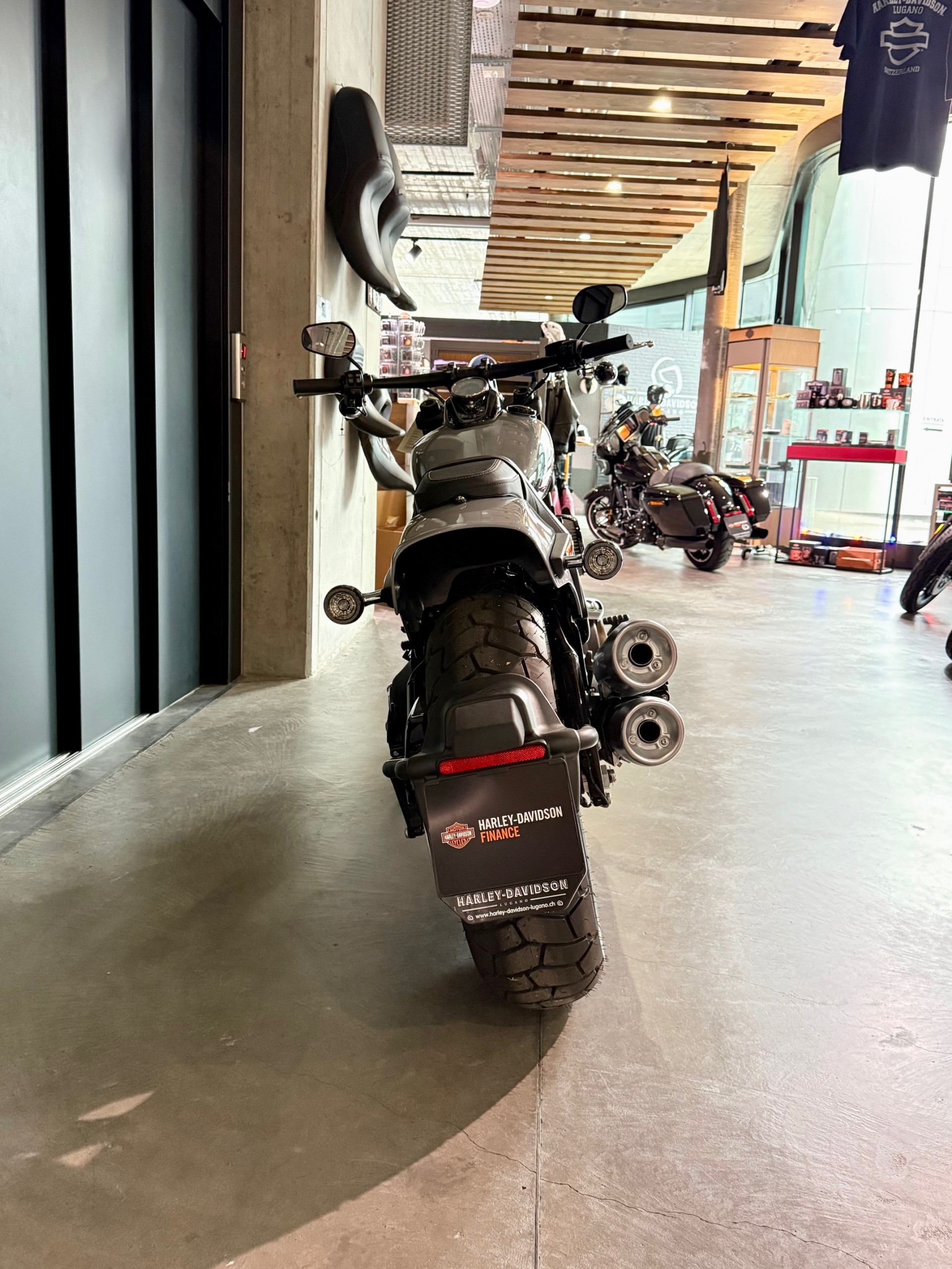 HARLEY-DAVIDSON FXFBS 1868 Fat Bob 114-image-1