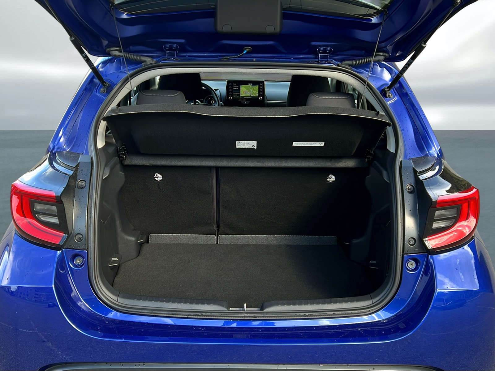 TOYOTA Yaris 1.5 Trend e-CVT-image-12