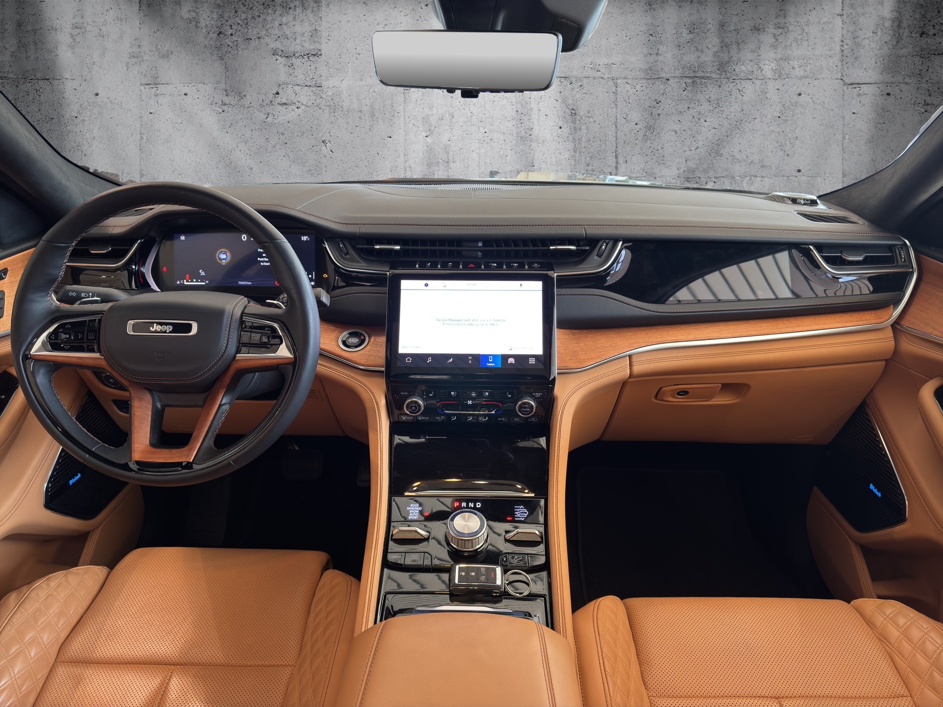 JEEP Hemi Summit Reserve-image-7